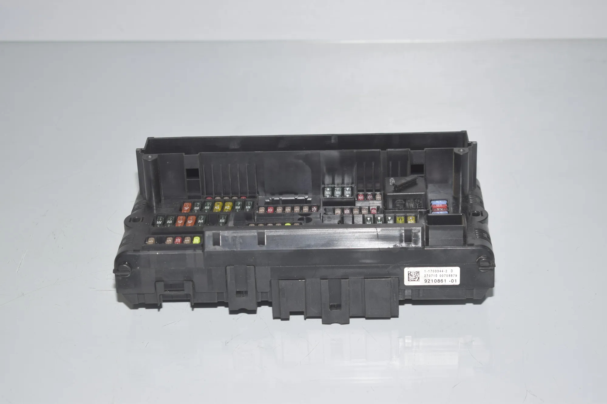 Fuse Box – OEM 9210861 · BMW 5 (F10) 530 d 2010