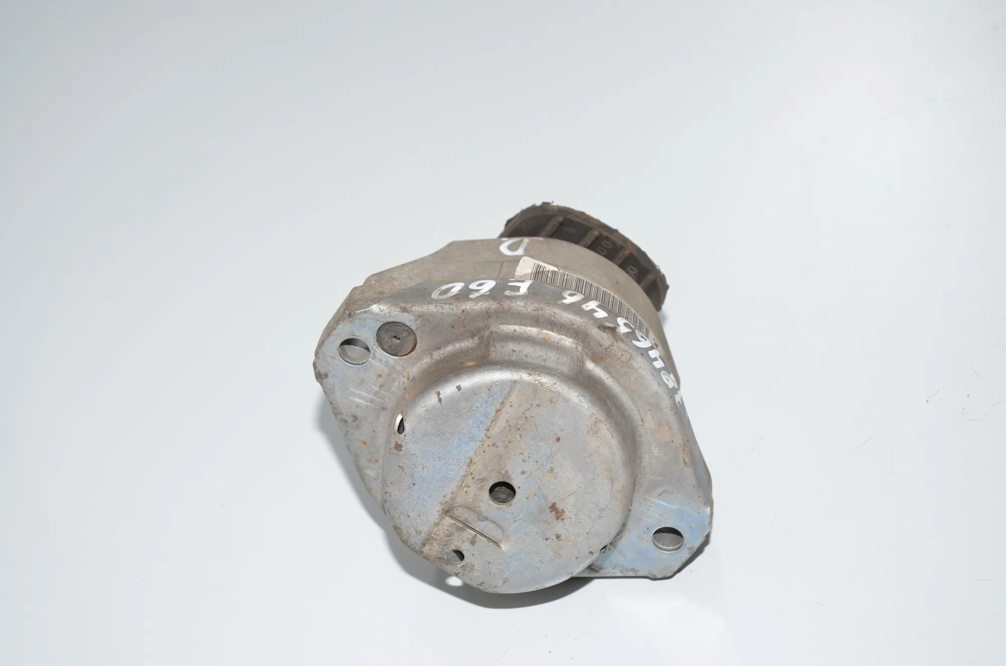 Right Side Engine Mount – OEM 6761090 · BMW 5 (E60) 523 i 2006