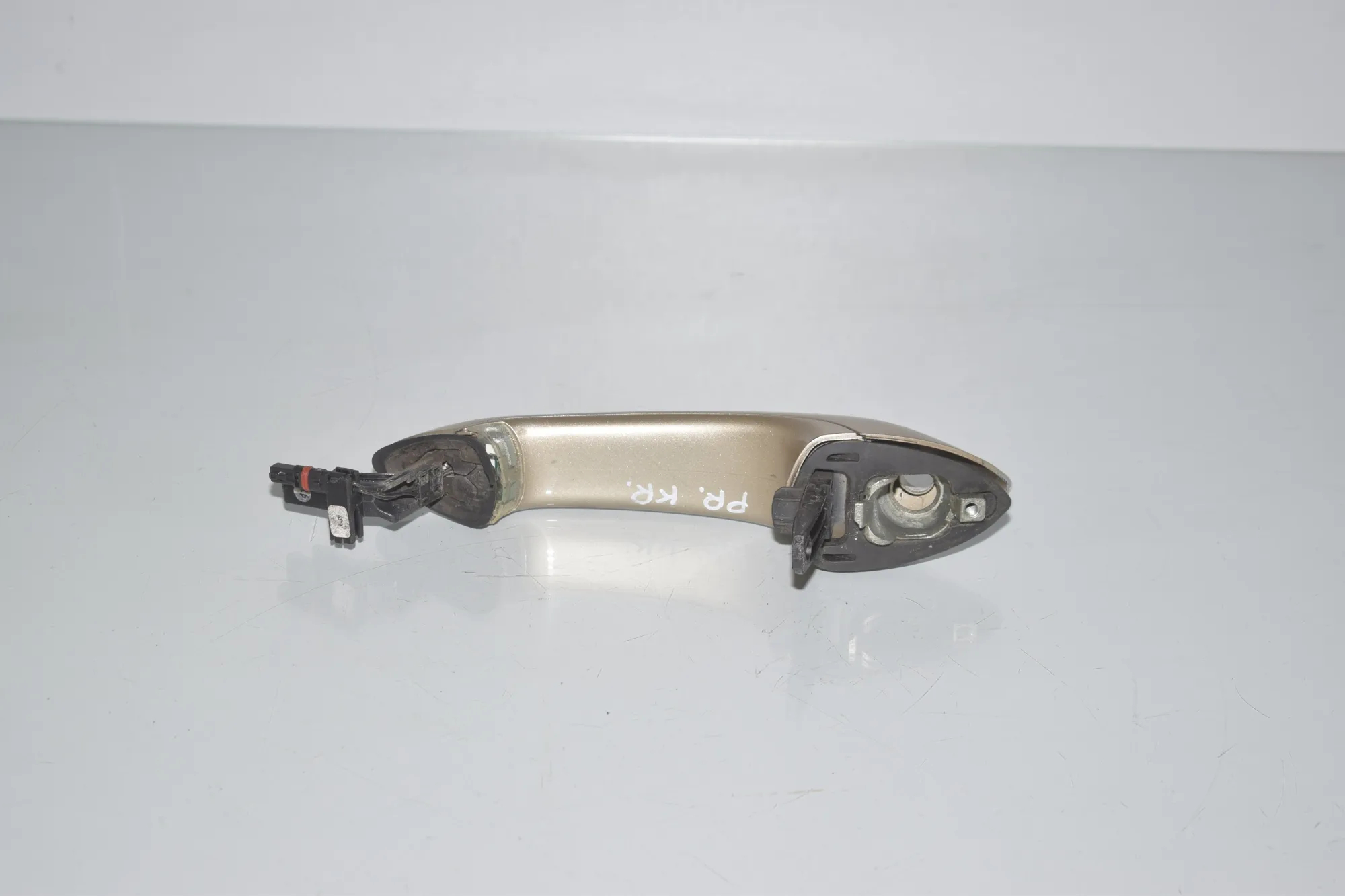 Front Left Door Exterior Handle – OEM 51217249975 · BMW 5 (F10) 530 d 2010 – 3