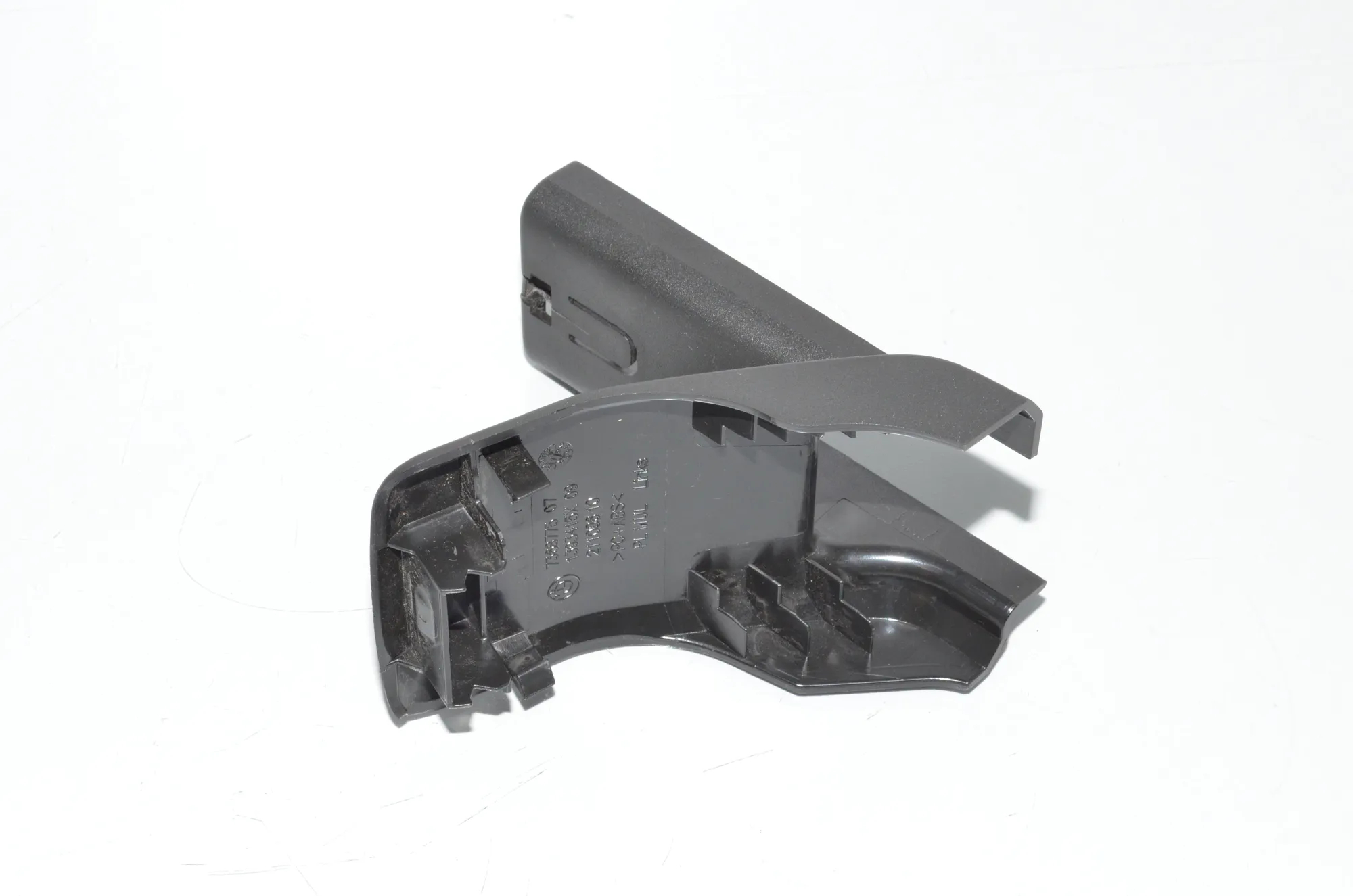Other Interior Parts – OEM 211086 · BMW 2 Gran Tourer (F46) 218 d xDrive 2020 – 3