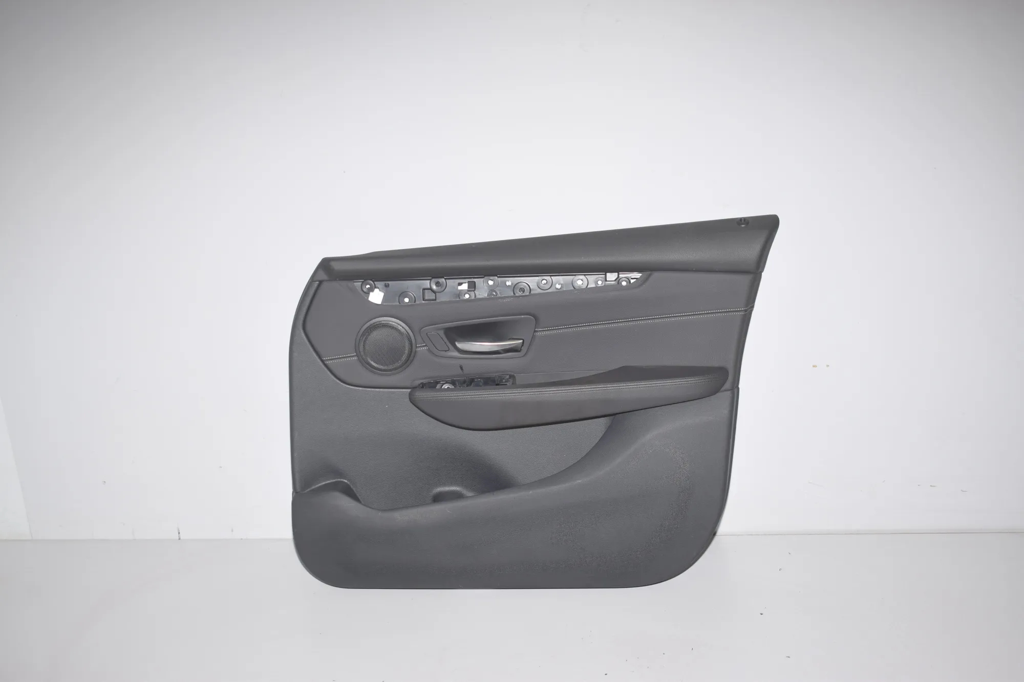Front Right Door Panel – OEM 51417404820 · BMW 2 Gran Tourer (F46) 218 d xDrive 2020