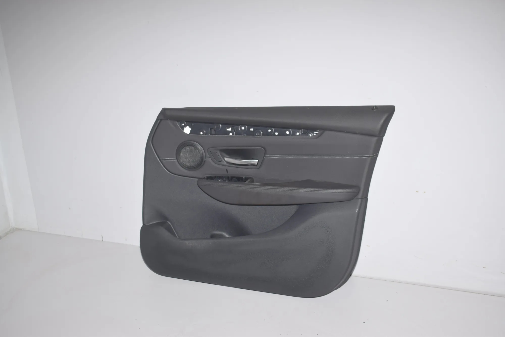 Front Right Door Panel – OEM 51417404820 · BMW 2 Gran Tourer (F46) 218 d xDrive 2020 – 2