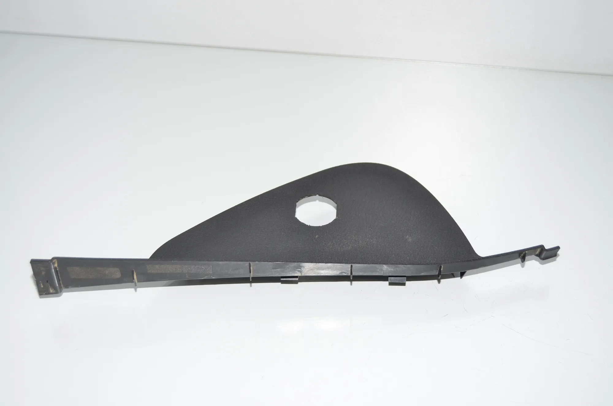 Dashboard Side Trim – OEM 9142546 · BMW 5 Gran Turismo (F07) 530 d 2009 – 2