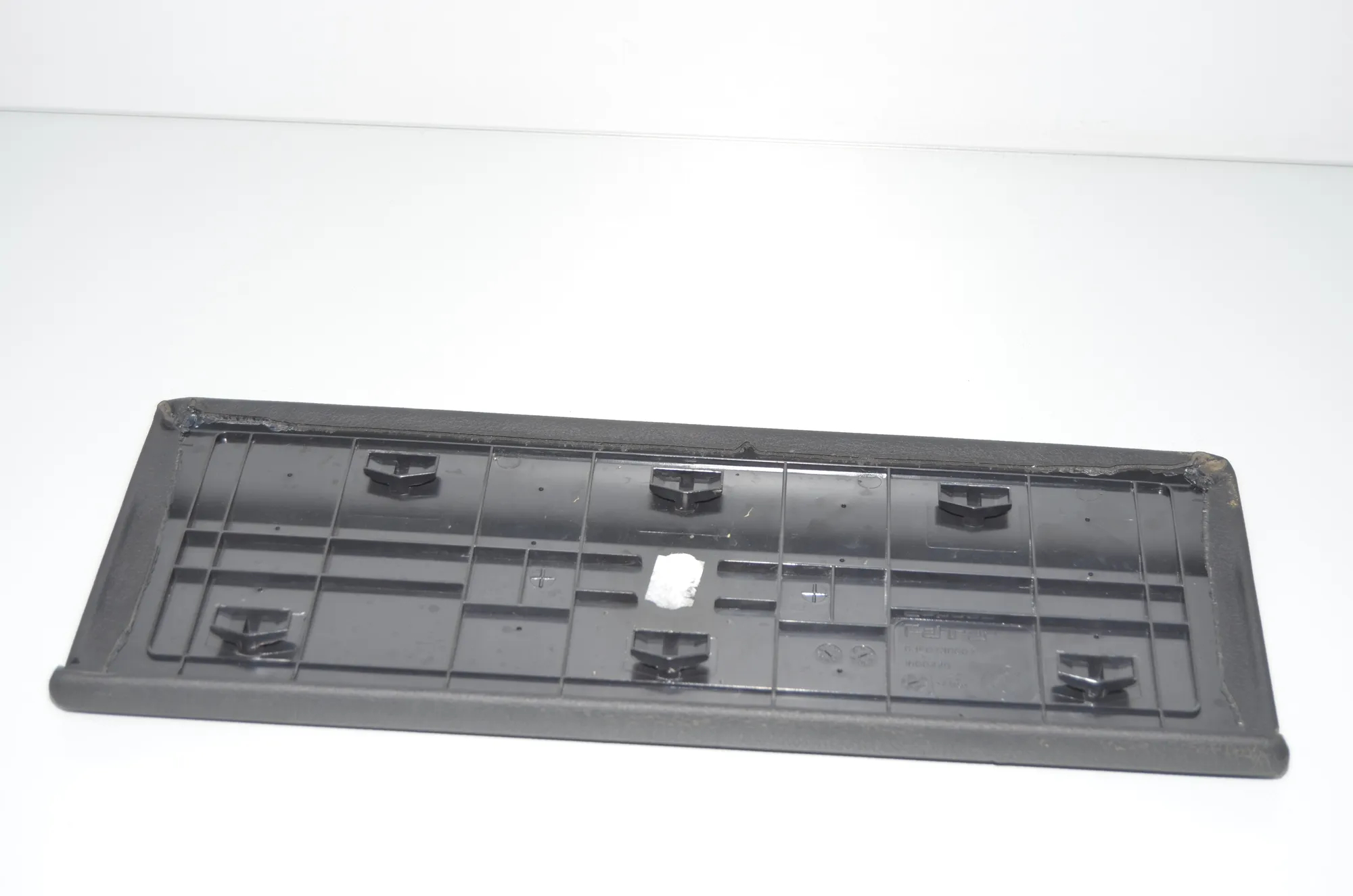 Other Boot Trunk Parts – OEM 1600229 · BMW 5 Gran Turismo (F07) 530 d 2009 – 3