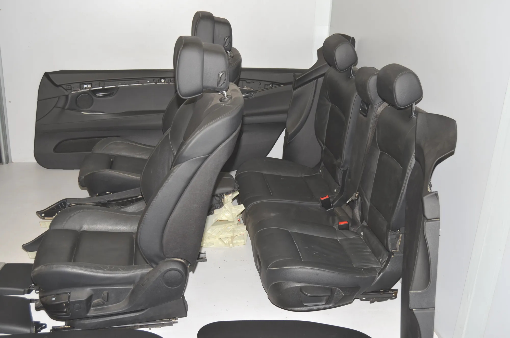 Seat set · BMW 5 Gran Turismo (F07) 530 d 2009 – 4