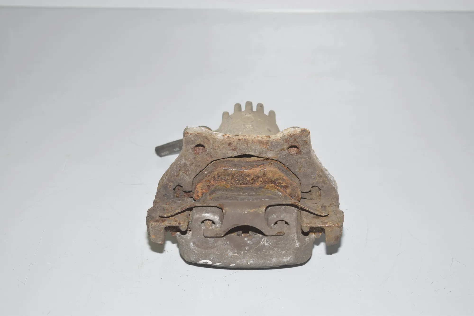 Rear Right Brake Caliper – OEM 1163650 · BMW 5 (E39) BMW 5 (E39) 520 d 2001 – 3