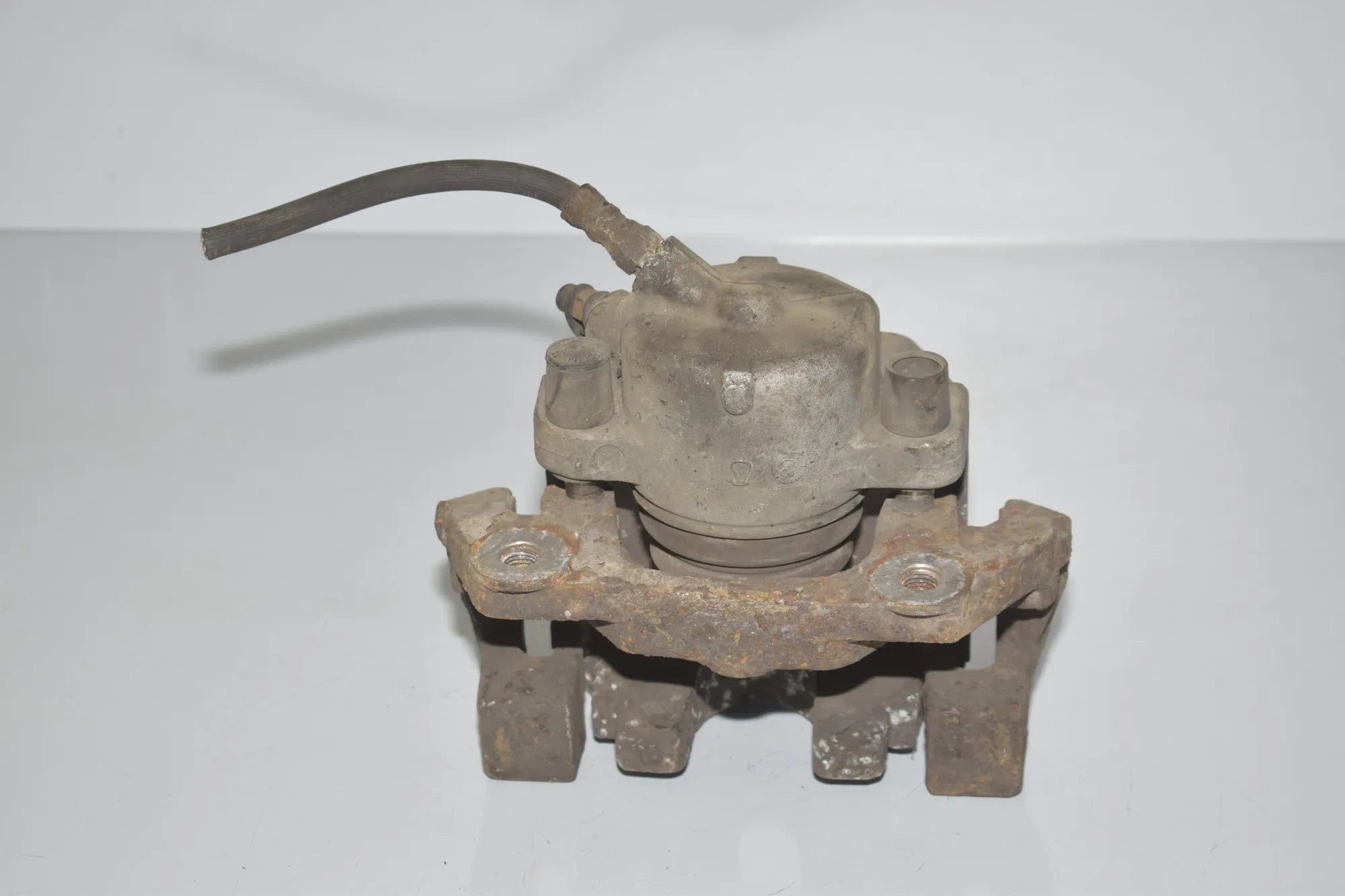 Front Right Brake Caliper – OEM 1163386 · BMW 5 (E39) 525 d 2003 – 3