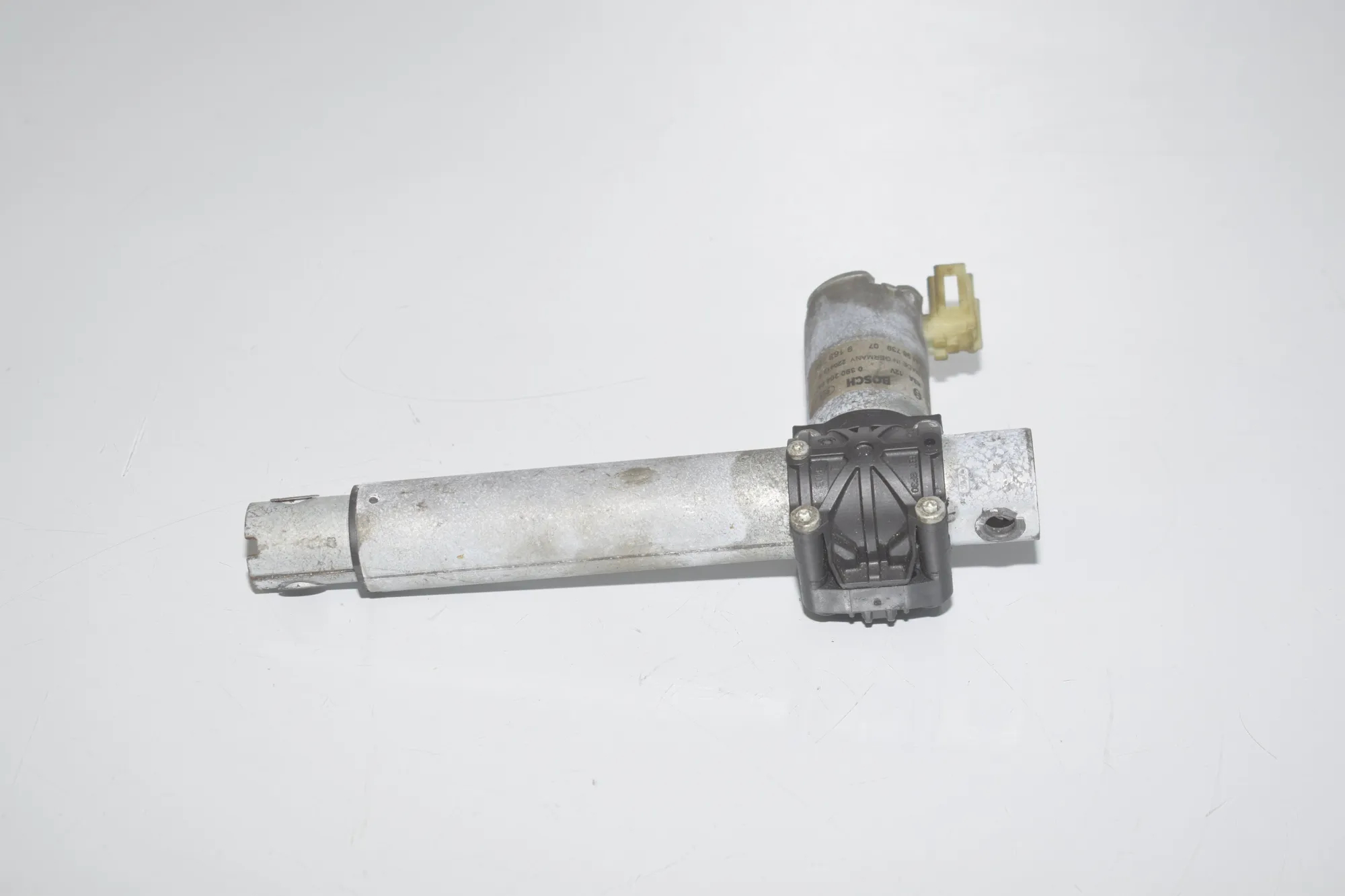 Front Right Seat Control Motor – OEM 52109168758 · BMW 5 (F10) 535 d 2013
