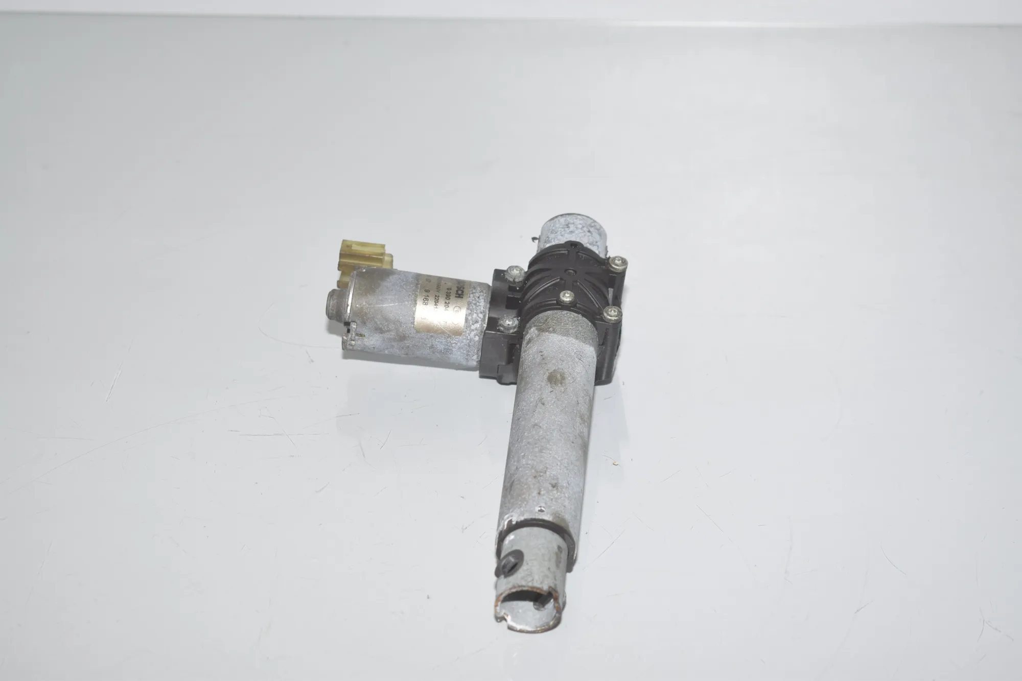 Front Right Seat Control Motor – OEM 52109168758 · BMW 5 (F10) 535 d 2013 – 2