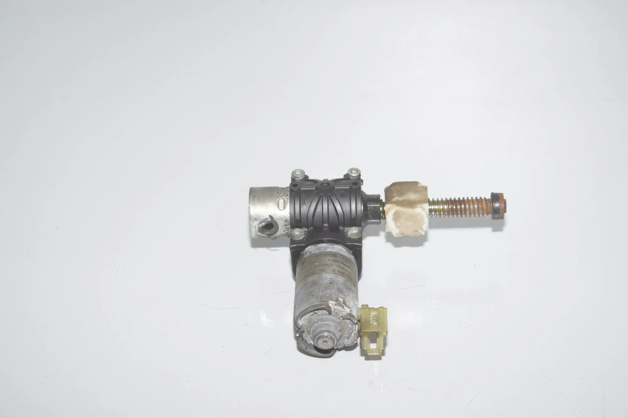 Front Right Seat Control Motor – OEM 9168762 · BMW 5 (F10) 535 d 2013