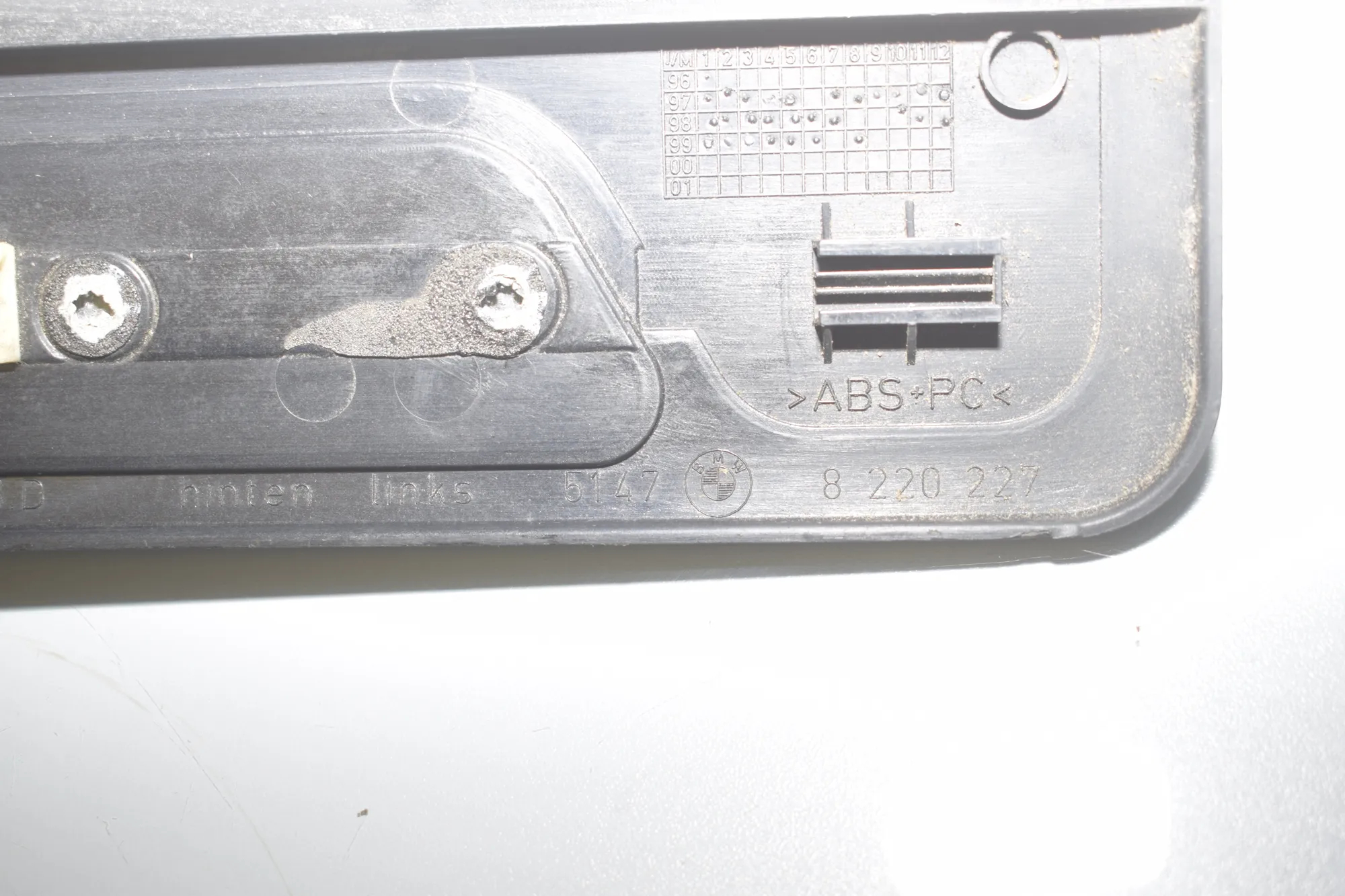 Rear Left Sill Trim – OEM 51478220228 · BMW 7 (E38) BMW 7 (E38) 725 tds 1999 – 5