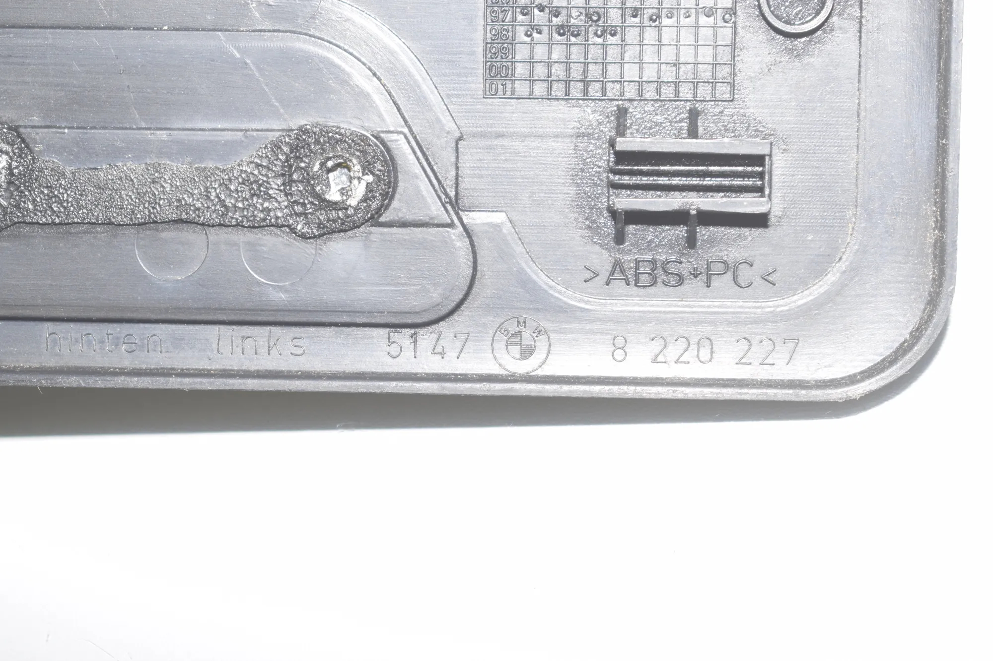 Rear Left Sill Trim – OEM 51478220227 · BMW 7 (E38) BMW 7 (E38) 725 tds 2000 – 5