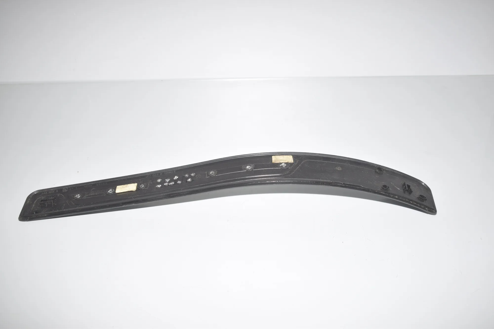Rear Left Sill Trim – OEM 51478220227 · BMW 7 (E38) BMW 7 (E38) 725 tds 2000 – 3