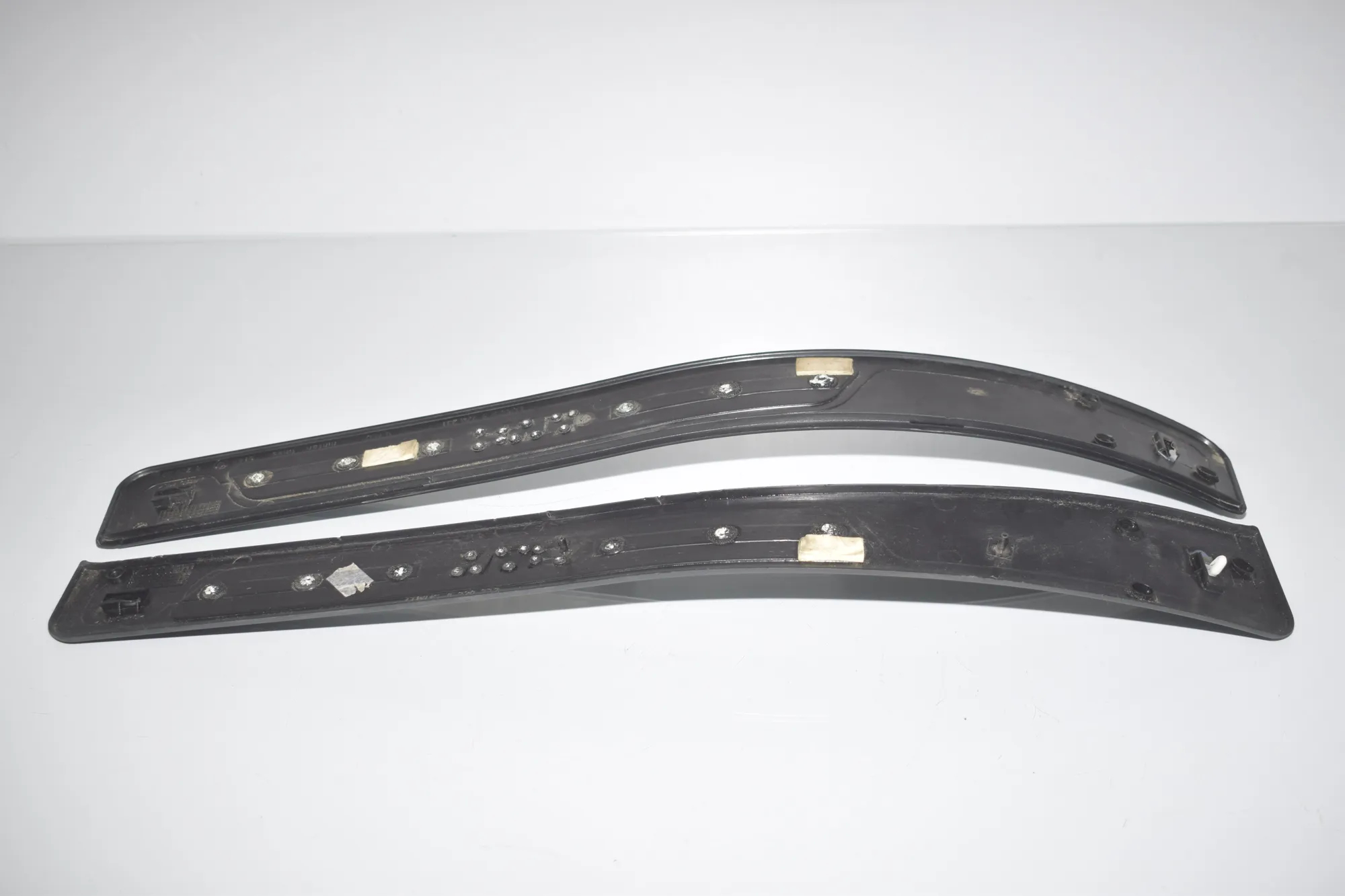 Rear Left Sill Trim – OEM 51478220227 · BMW 7 (E38) BMW 7 (E38) 725 tds 2000 – 4