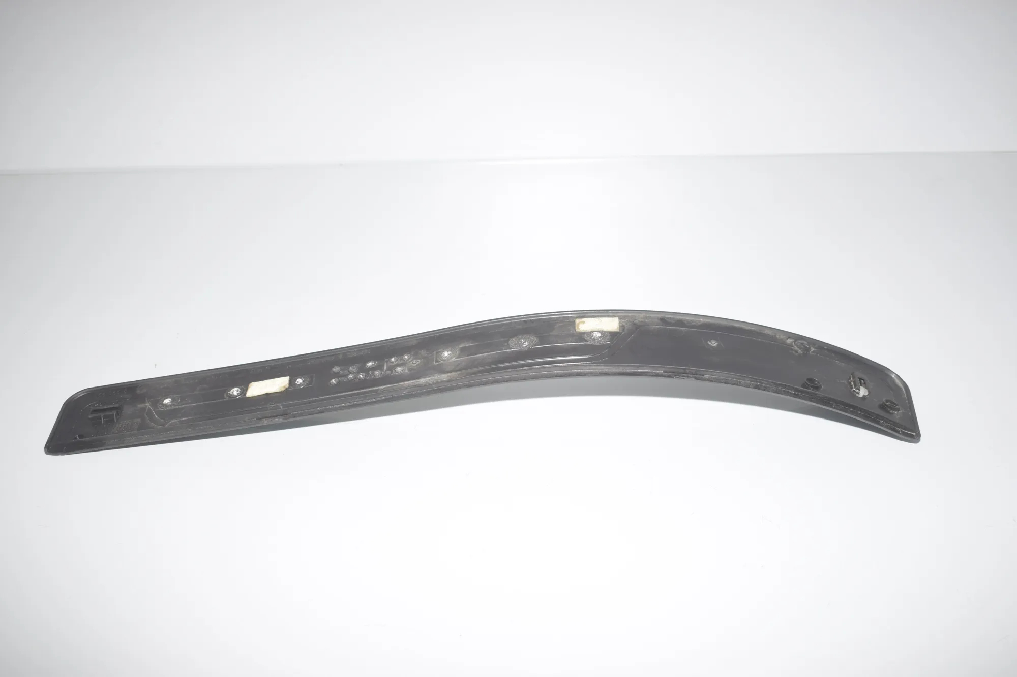 Rear Left Sill Trim – OEM 51478220227 · BMW 7 (E38) BMW 7 (E38) 725 tds 2000 – 3