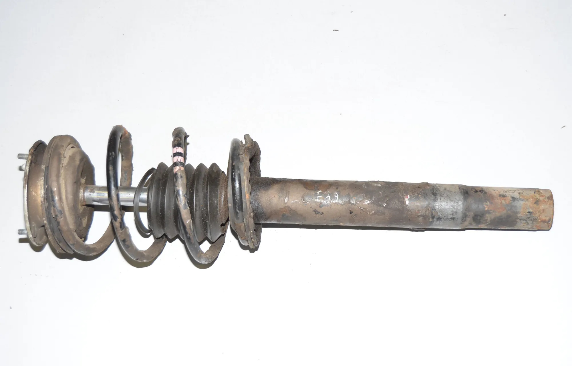 Front Right Shock Absorber – OEM 31311096858 · BMW 5 (E39) 520 i 1997 – 3