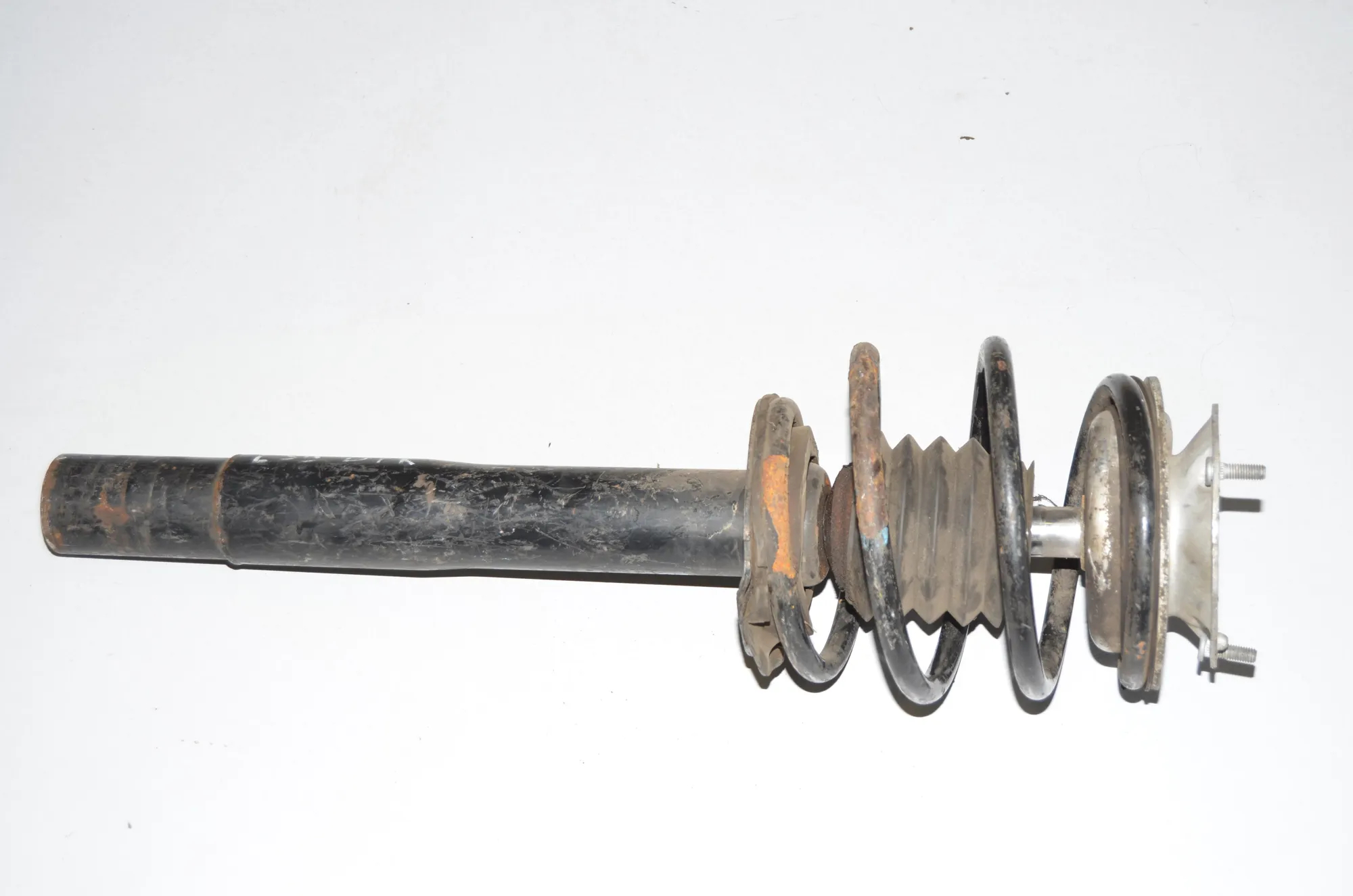 Front Right Shock Absorber · BMW 5 (E39) BMW 5 (E39) 520 d 2000 – 4