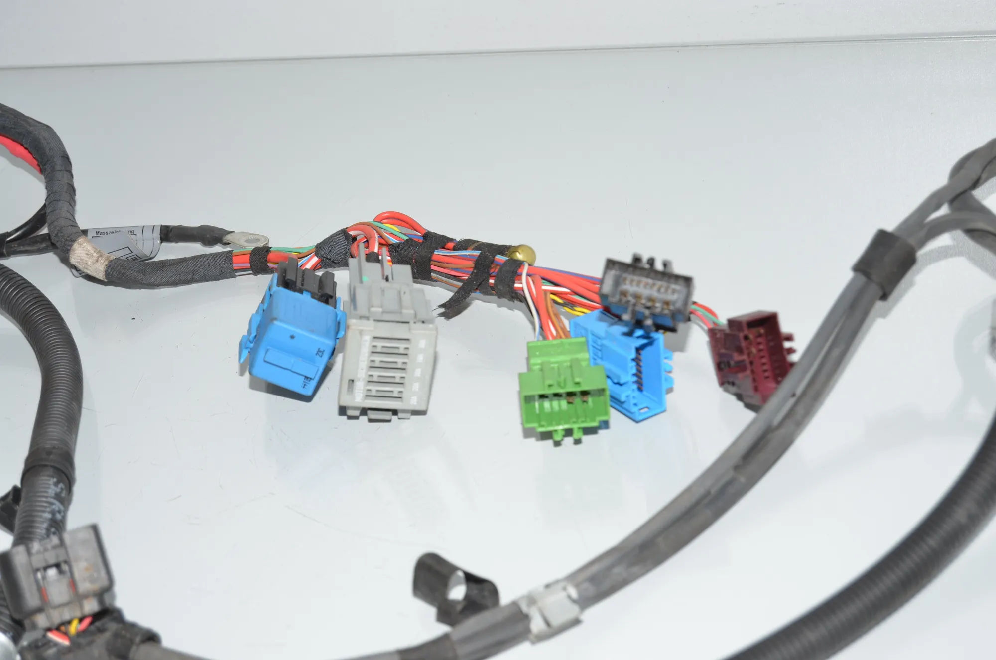 Engine Cable Harness – OEM 7812434 · BMW X1 (E84) xDrive 20 d 2010 – 5