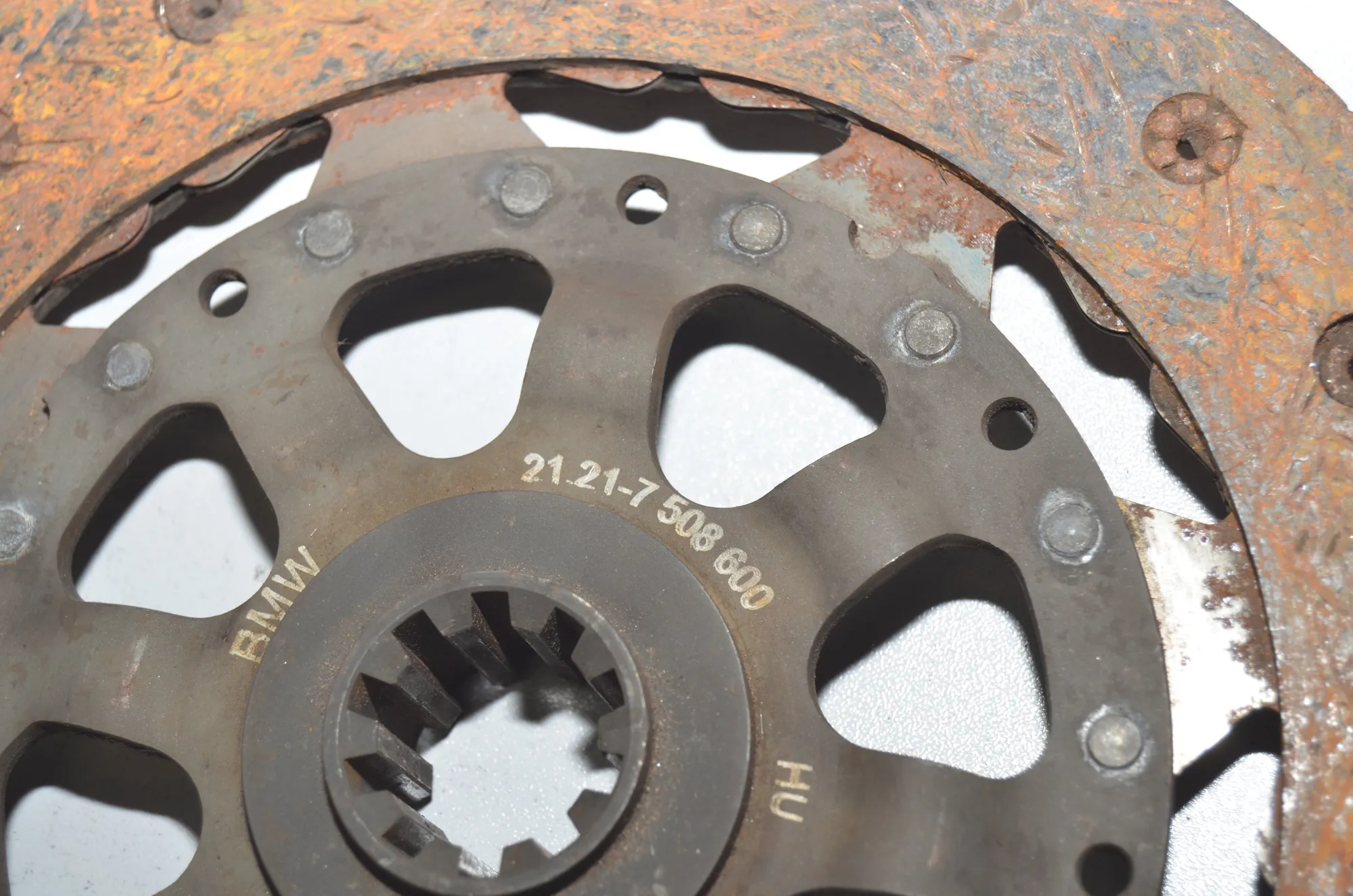 Clutch Kit – OEM 1223685 · BMW 3 Coupe (E46) BMW 3 Coupe (E46) 316 Ci 2002 – 6