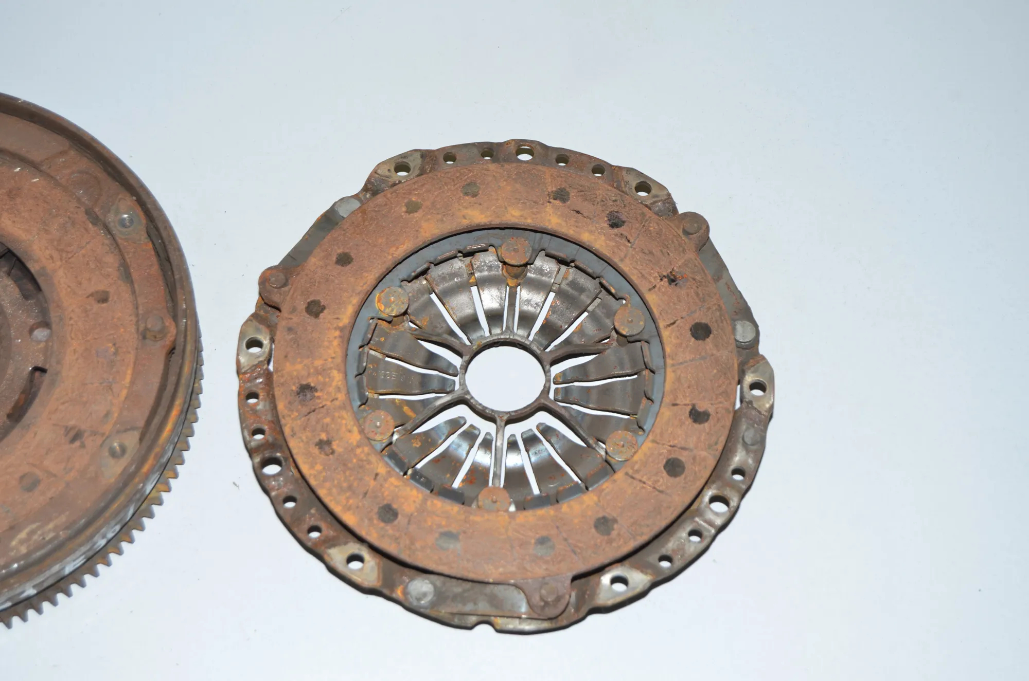 Clutch Kit – OEM 323056610 · BMW 3 Coupe (E46) BMW 3 Coupe (E46) 316 Ci 2001 – 4