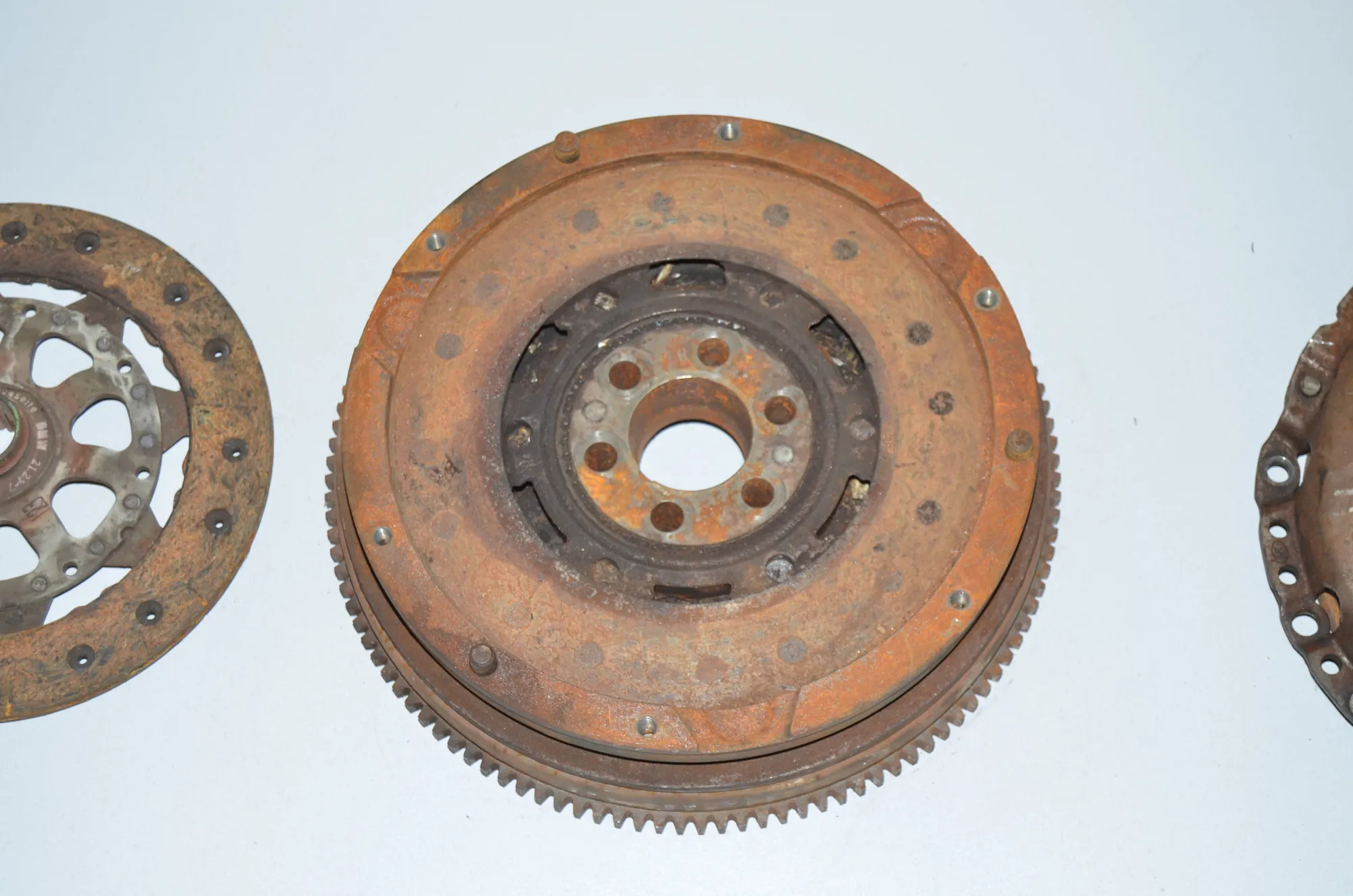 Clutch Kit – OEM 7524197 · BMW 3 (E46) BMW 3 (E46) 318 i 2001 – 5