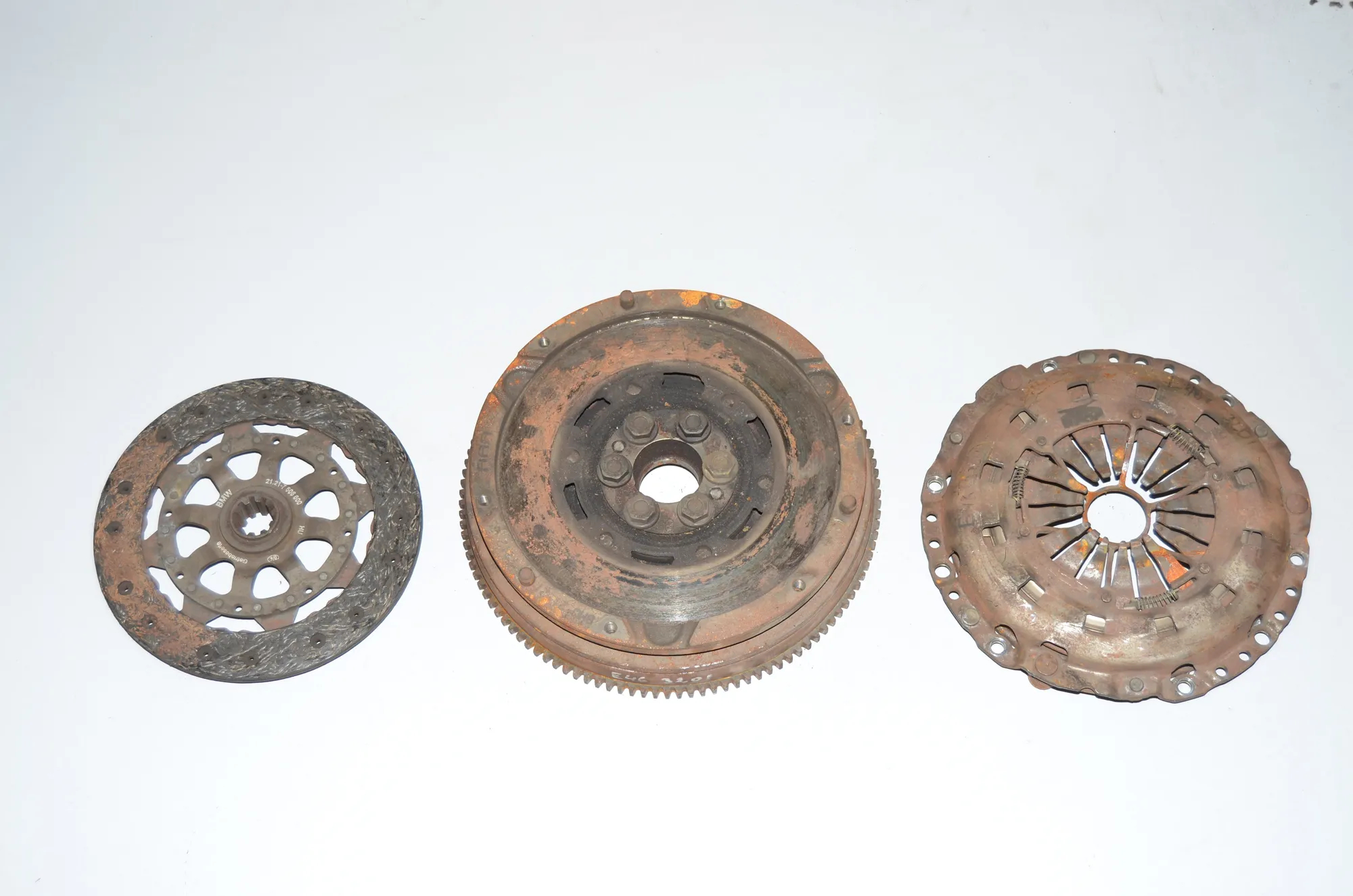 Clutch Kit – OEM 1223685 · BMW 3 (E46) BMW 3 (E46) 320 d 1999 – 2