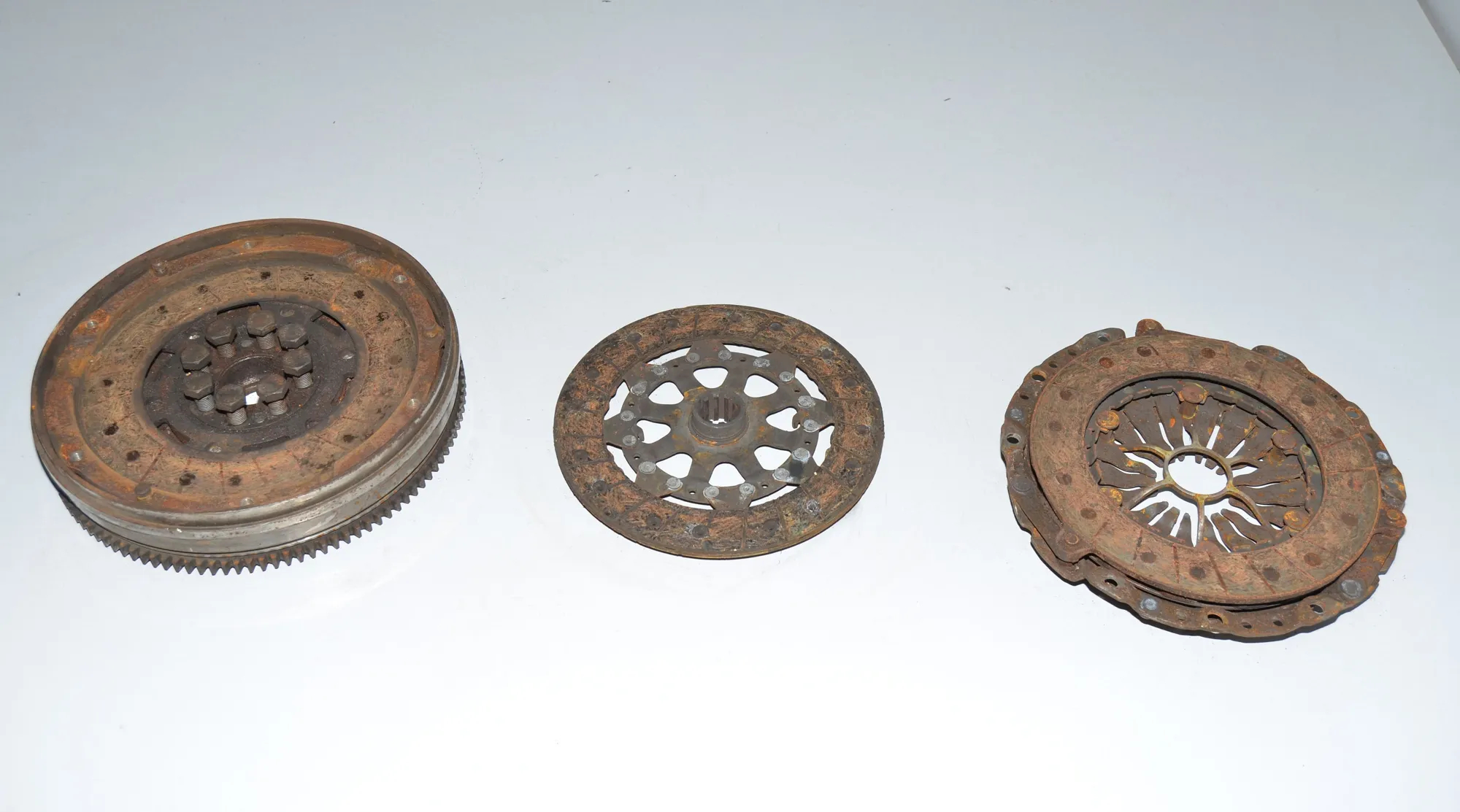 Clutch Kit – OEM 21217525183 · BMW 3 Touring (E46) BMW 3 Touring (E46) 318 i 1999 – 3