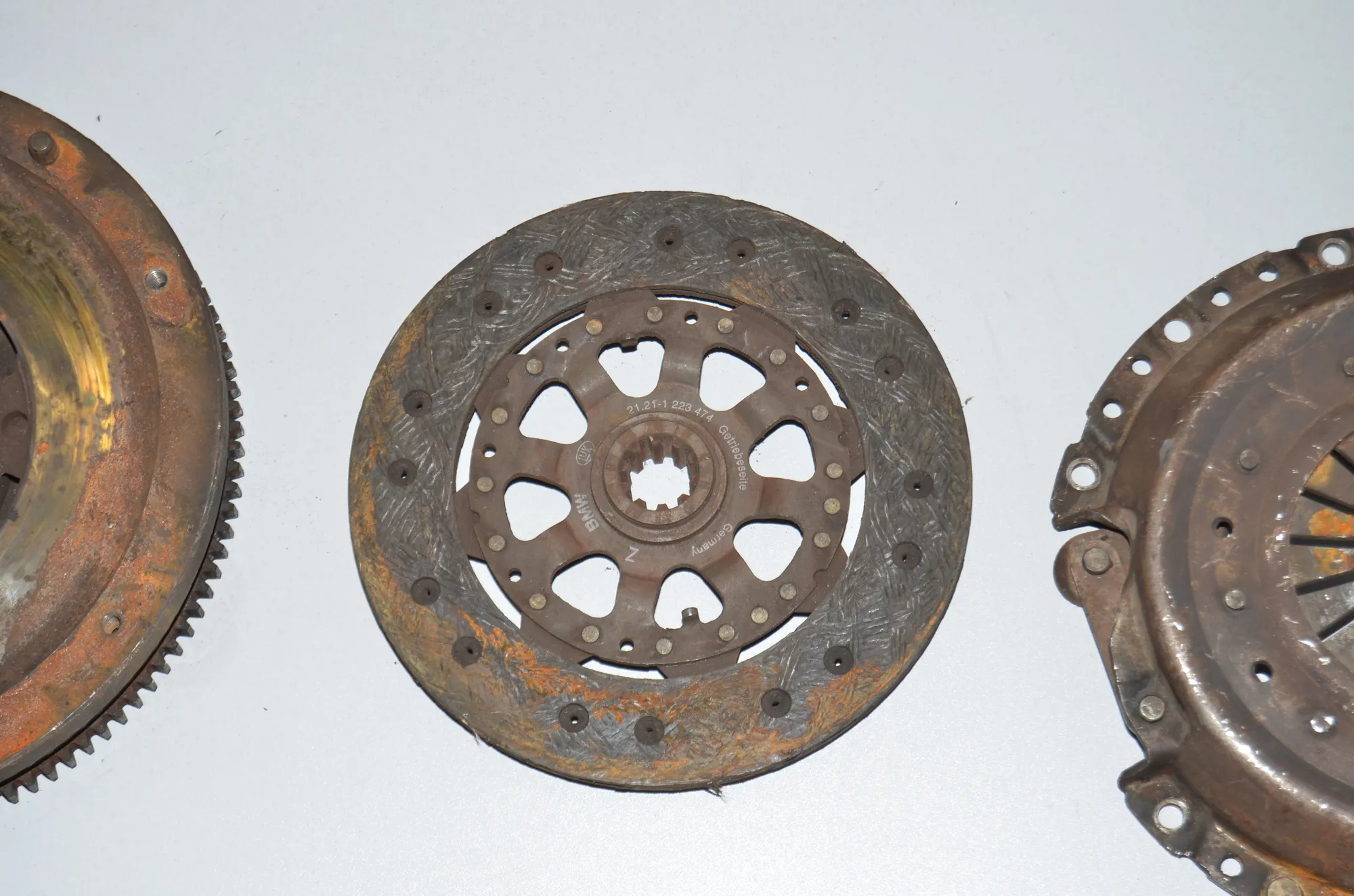 Clutch Kit – OEM 21211223544 · BMW 3 (E36) BMW 3 (E36) 325 tds 1998 – 5