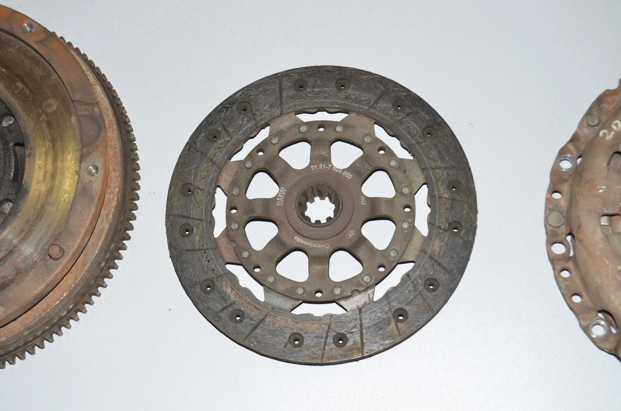Clutch Kit – OEM 7508600 · BMW 3 (E46) BMW 3 (E46) 318 i 2002 – 6