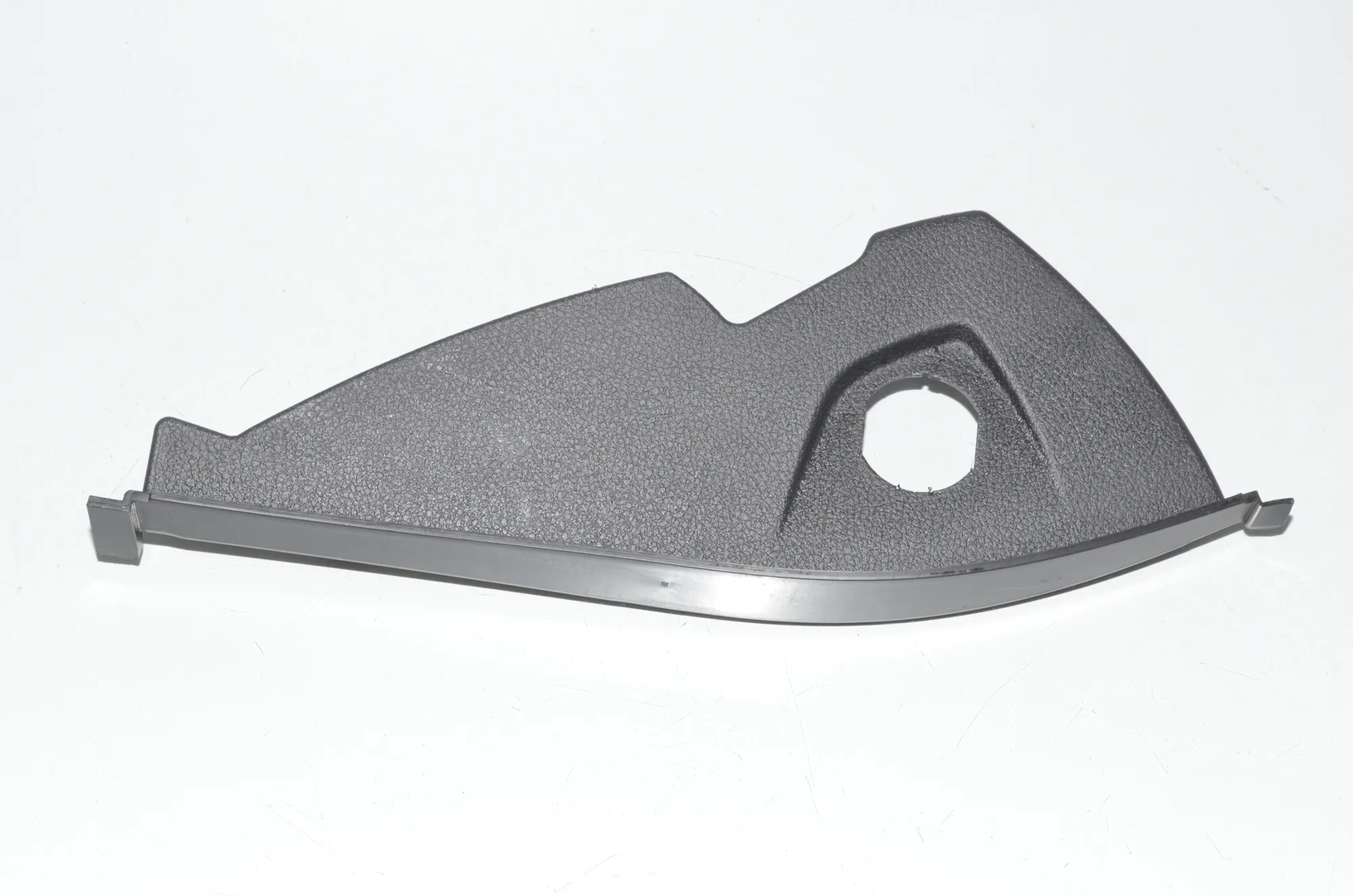 Dashboard Side Trim – OEM 9262980 · BMW 2 Gran Tourer (F46) 218 d xDrive 2020 – 2