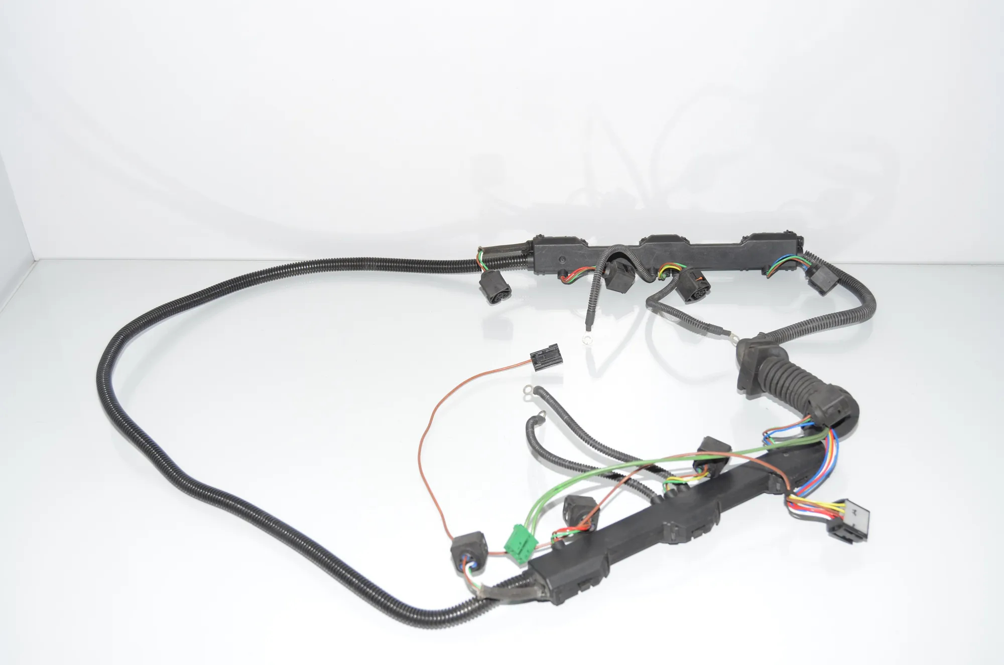 Fuel Injector Wire Connection – OEM 7510445 · BMW 7 (E65, E66, E67) BMW 7 (E65, E66, E67) 745 i, Li 2008
