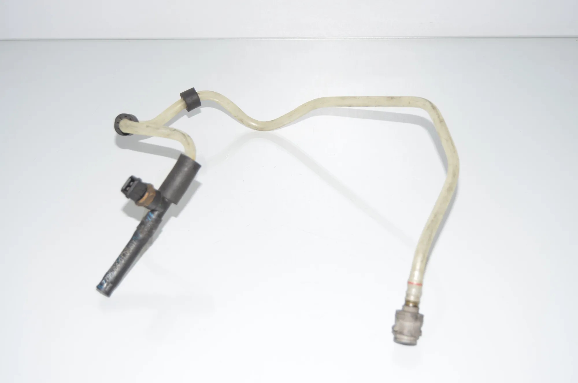 Fuel Pipe – OEM 13537796064 · BMW 5 (E60) BMW 5 (E60) 520 d 2005