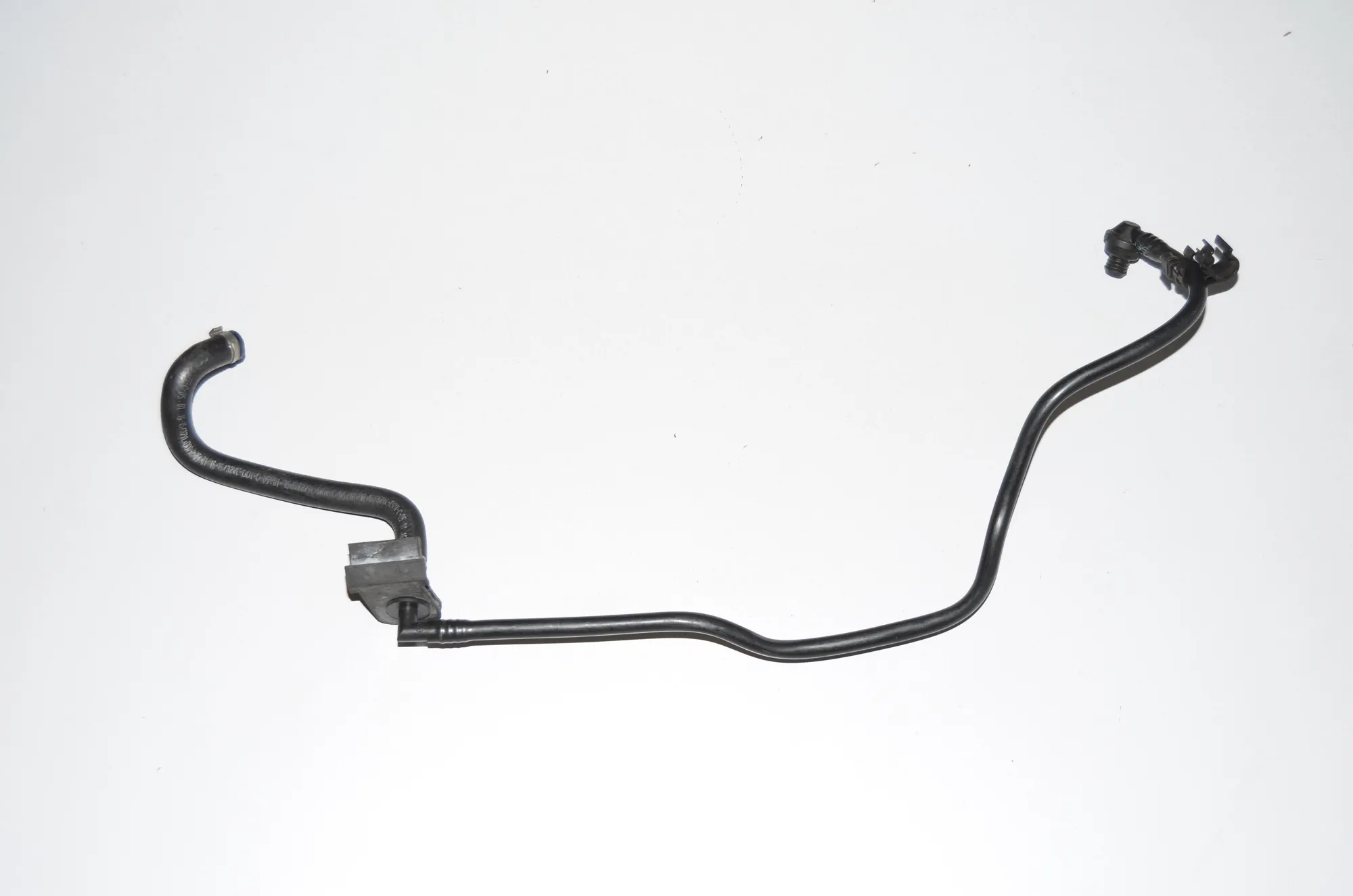 Vacuum Tube – OEM 34336752272 · BMW 5 (E39) BMW 5 (E39) 525 d 2000 – 3