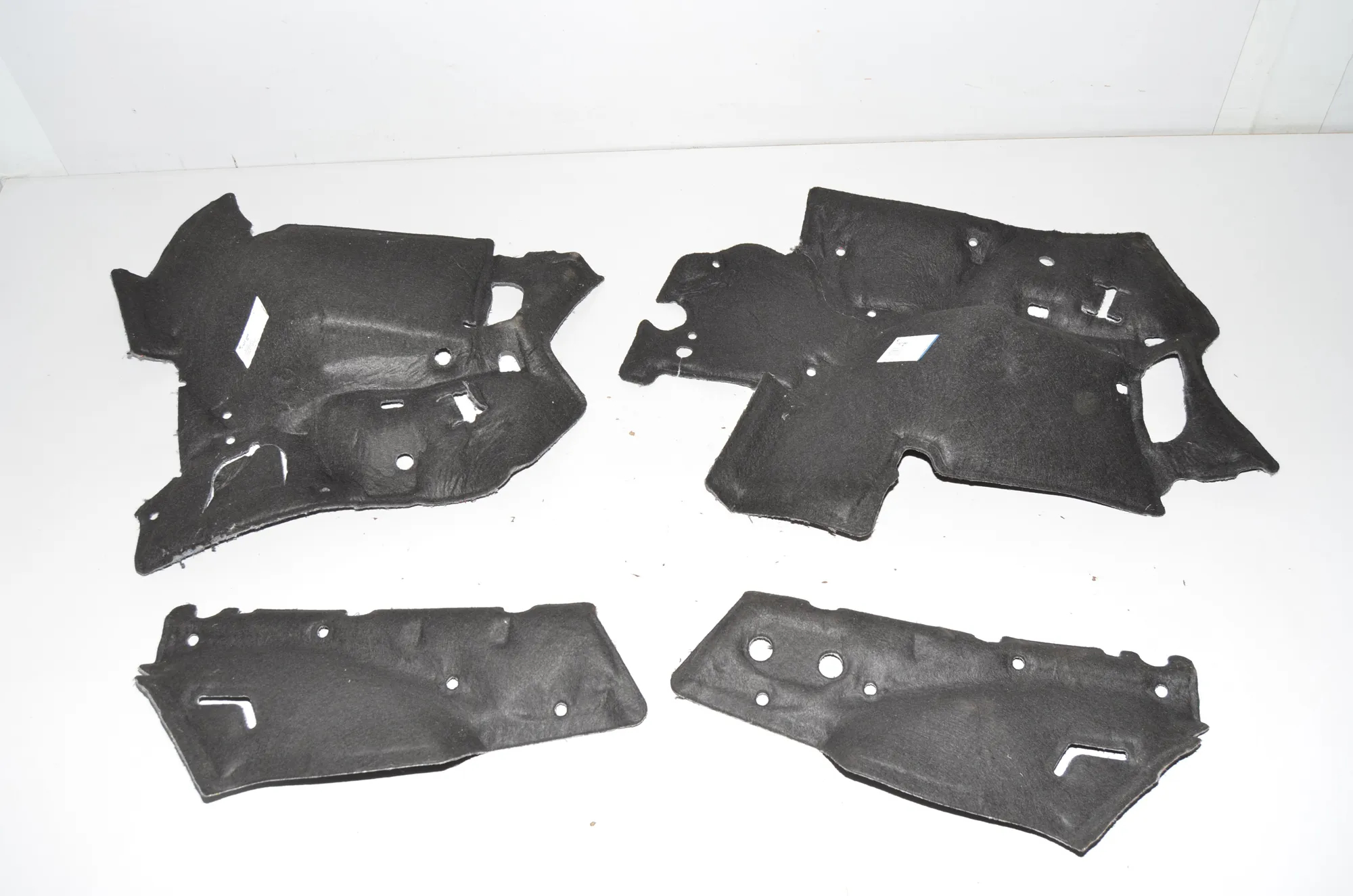 Sound Insulation – OEM 7327046 · BMW 2 Gran Tourer (F46) 218 d xDrive 2020 – 2