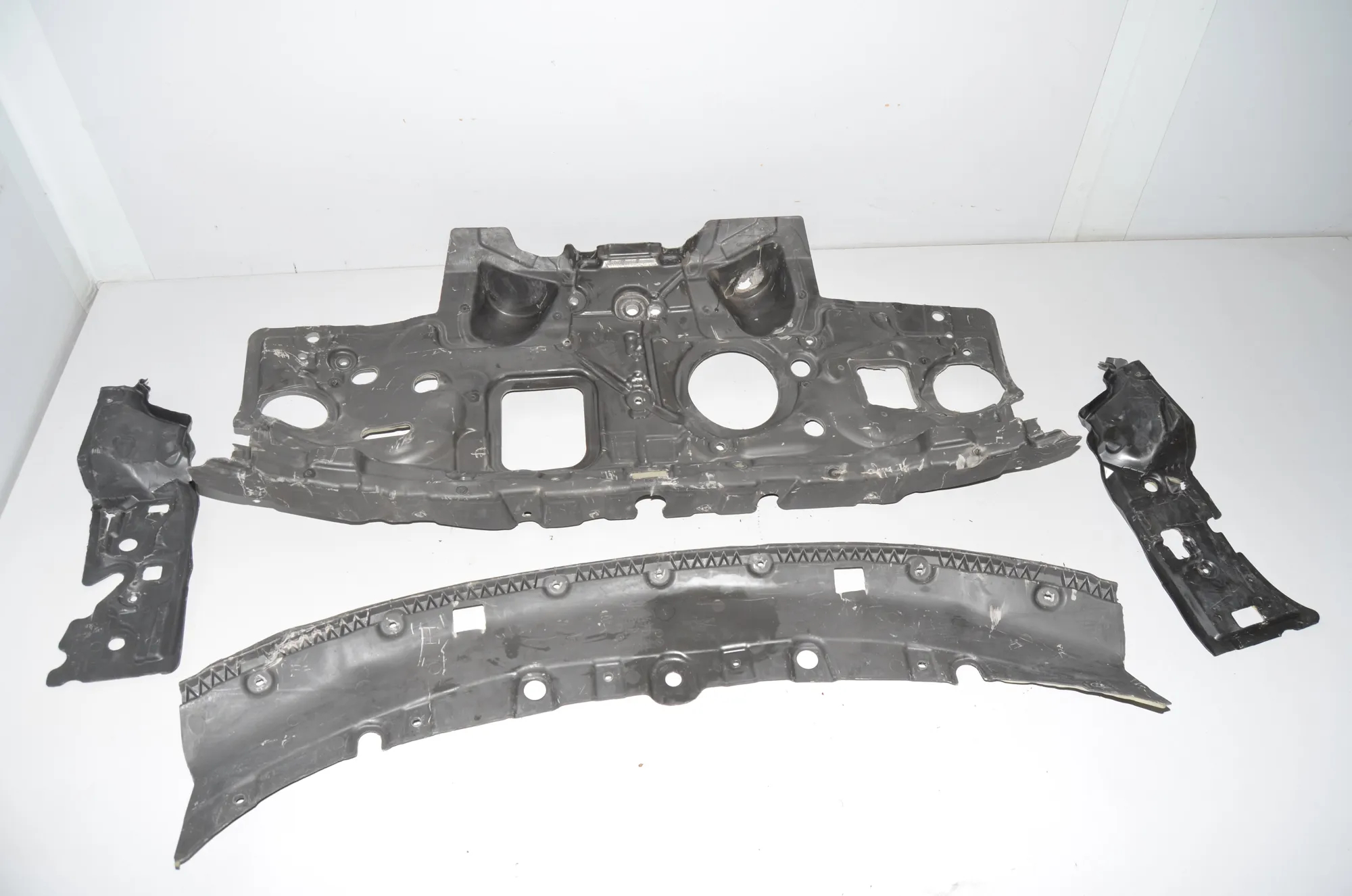 Sound Insulation – OEM 7301562 · BMW 2 Gran Tourer (F46) 218 d xDrive 2020 – 2