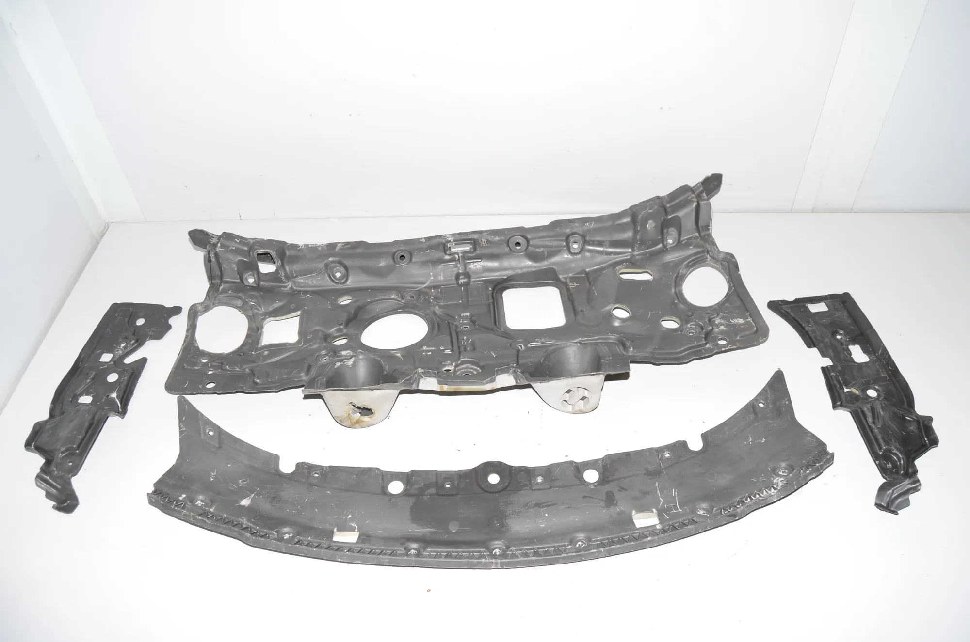 Sound Insulation – OEM 7301562 · BMW 2 Gran Tourer (F46) 218 d xDrive 2020