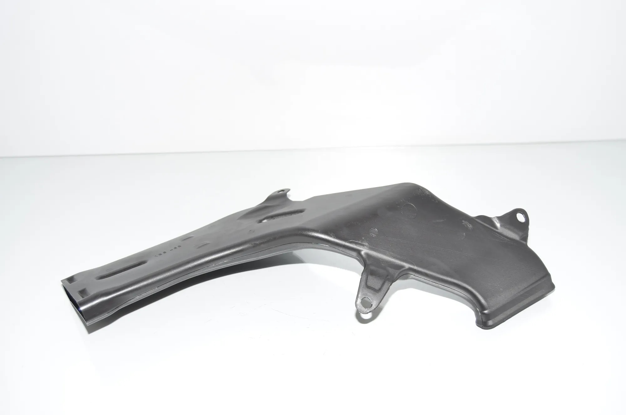 Interior Air Duct Channel – OEM 7307882 · BMW 2 Gran Tourer (F46) 218 d xDrive 2020 – 4