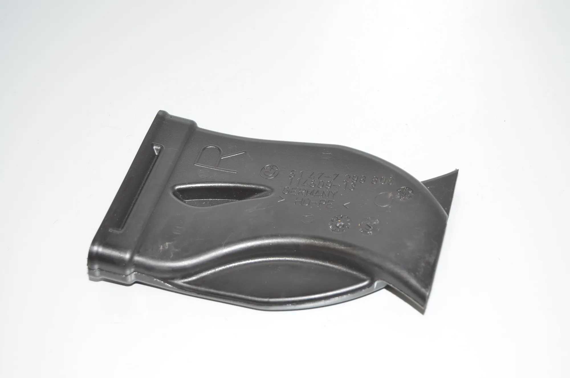Interior Air Duct Channel – OEM 7298808 · BMW 2 Gran Tourer (F46) 218 d xDrive 2020 – 2