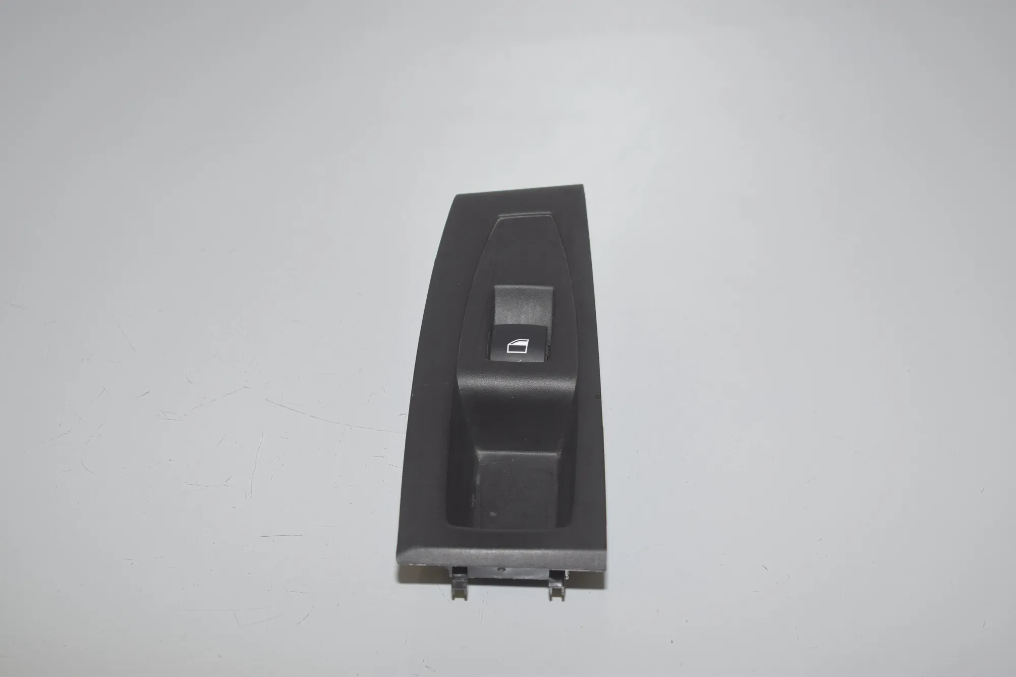 Front Right Door Window Switch – OEM 7333902 · BMW 2 Gran Tourer (F46) 218 d xDrive 2020
