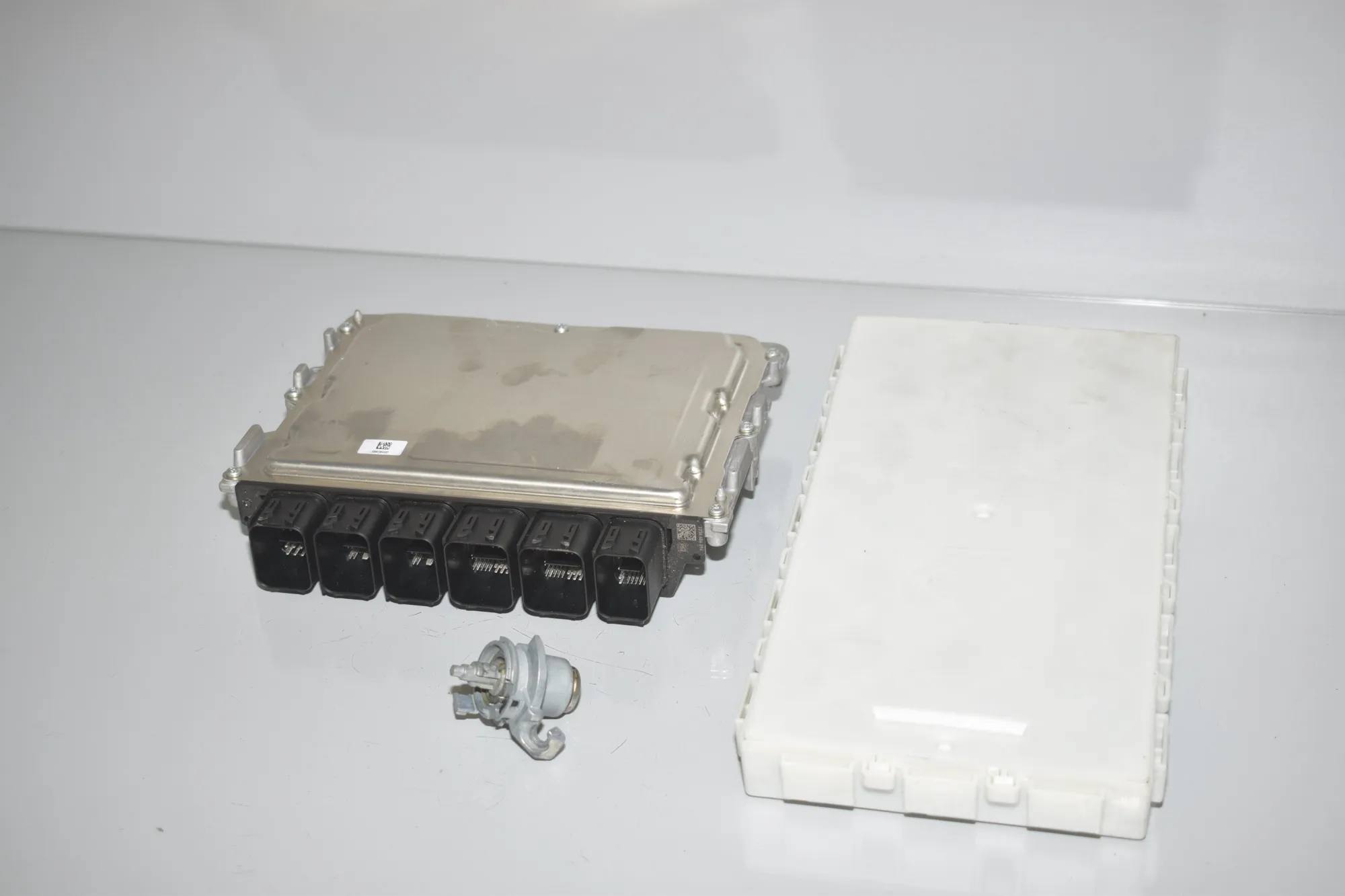 Engine Ignition ECU Set – OEM 5A0B65 · BMW 2 Gran Tourer (F46) 218 d xDrive 2020 – 4