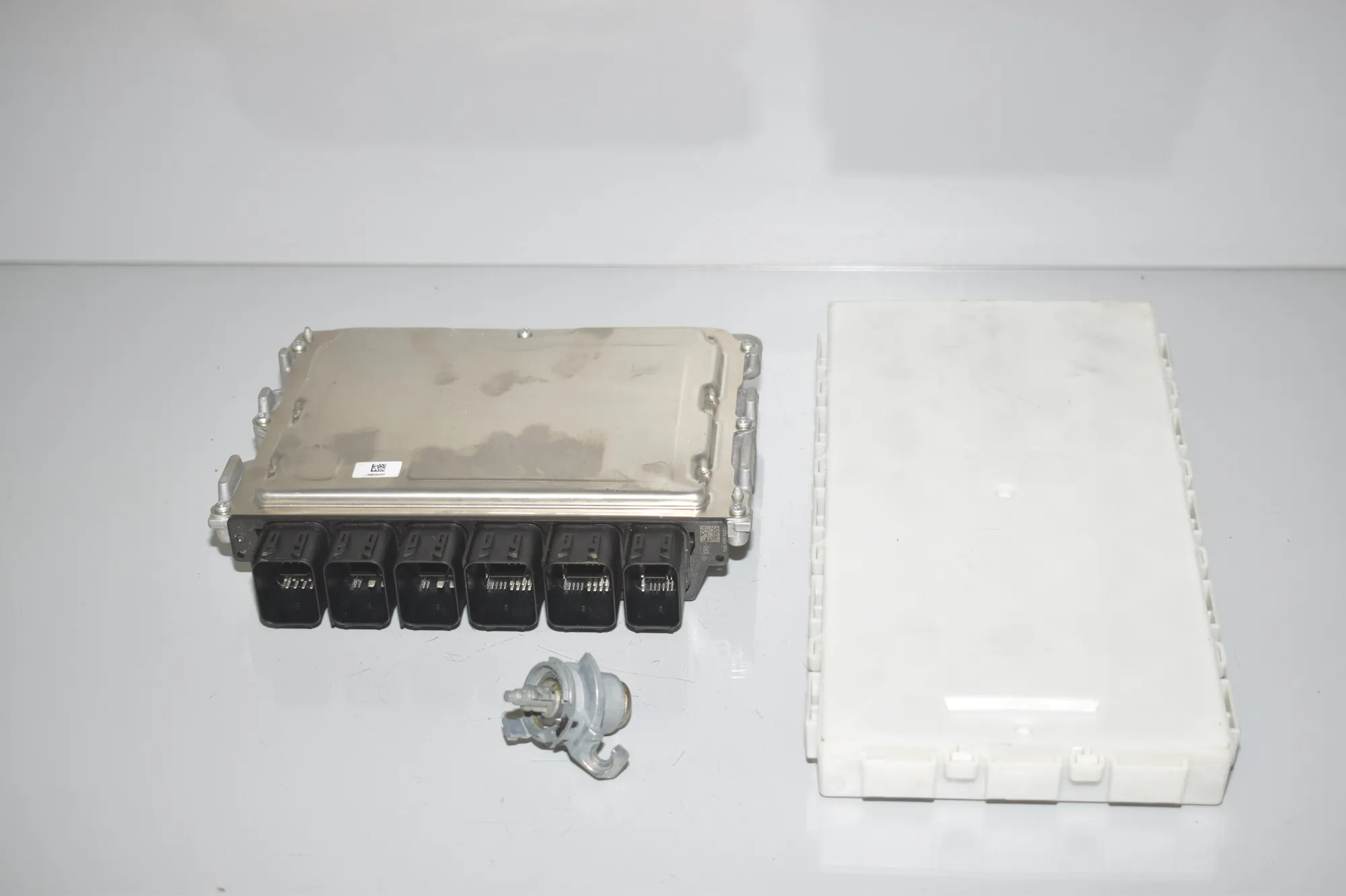 Engine Ignition ECU Set – OEM 5A0B65 · BMW 2 Gran Tourer (F46) 218 d xDrive 2020