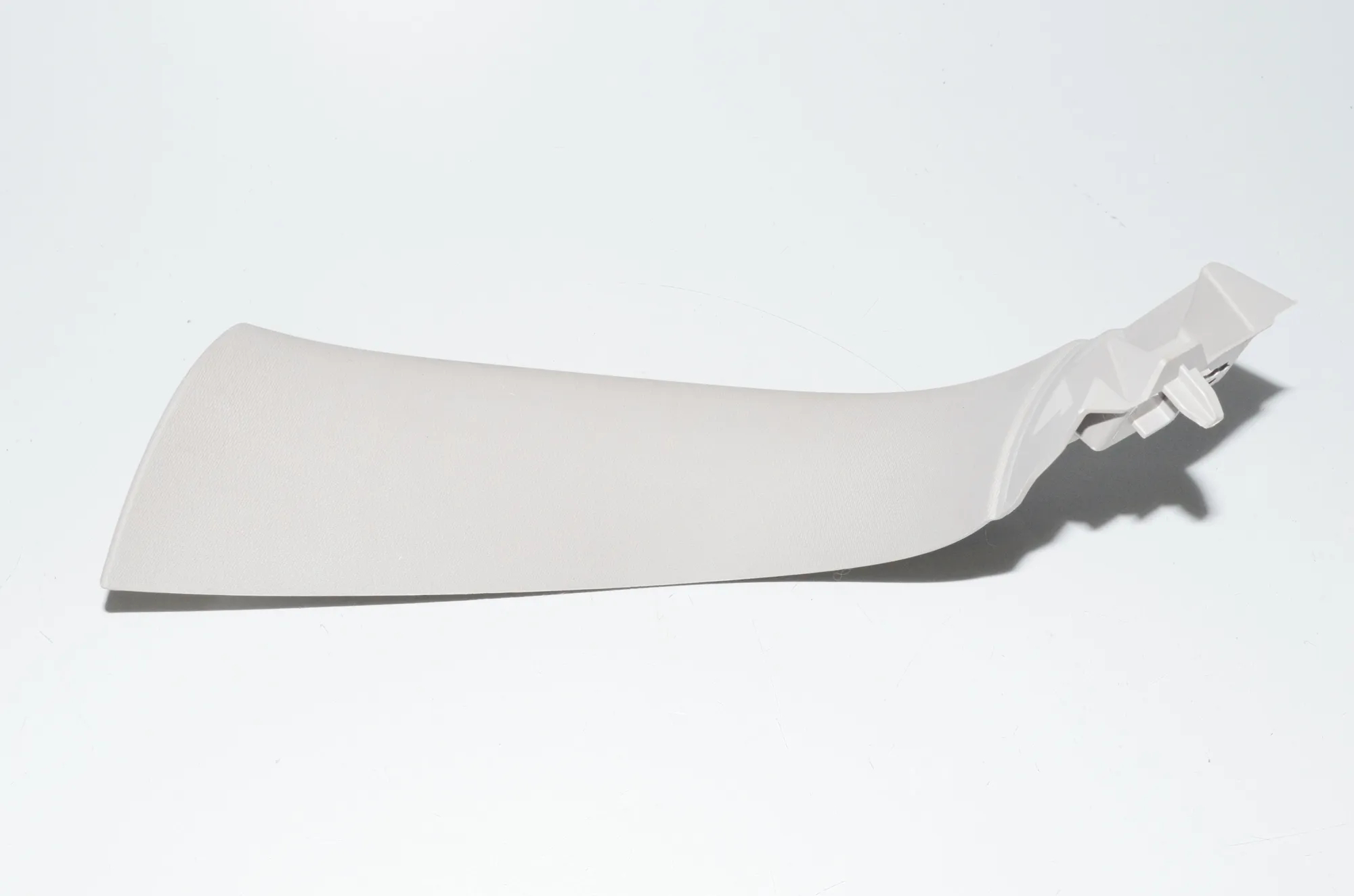 Tailgate Bootlid Cover Trim – OEM 51497318938 · BMW 2 Gran Tourer (F46) 218 d xDrive 2020 – 2