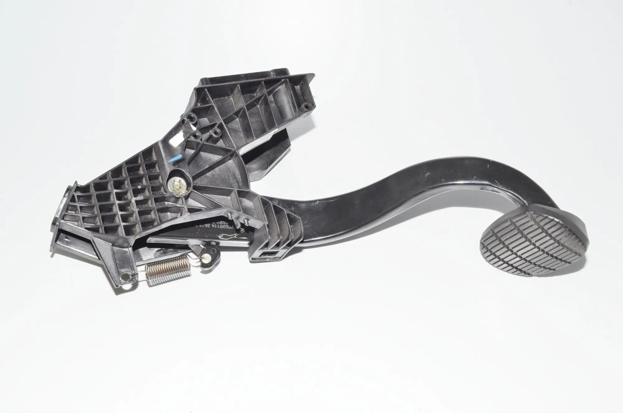 Brake Pedal – OEM 35006856596 · BMW 2 Gran Tourer (F46) 218 d xDrive 2020 – 4