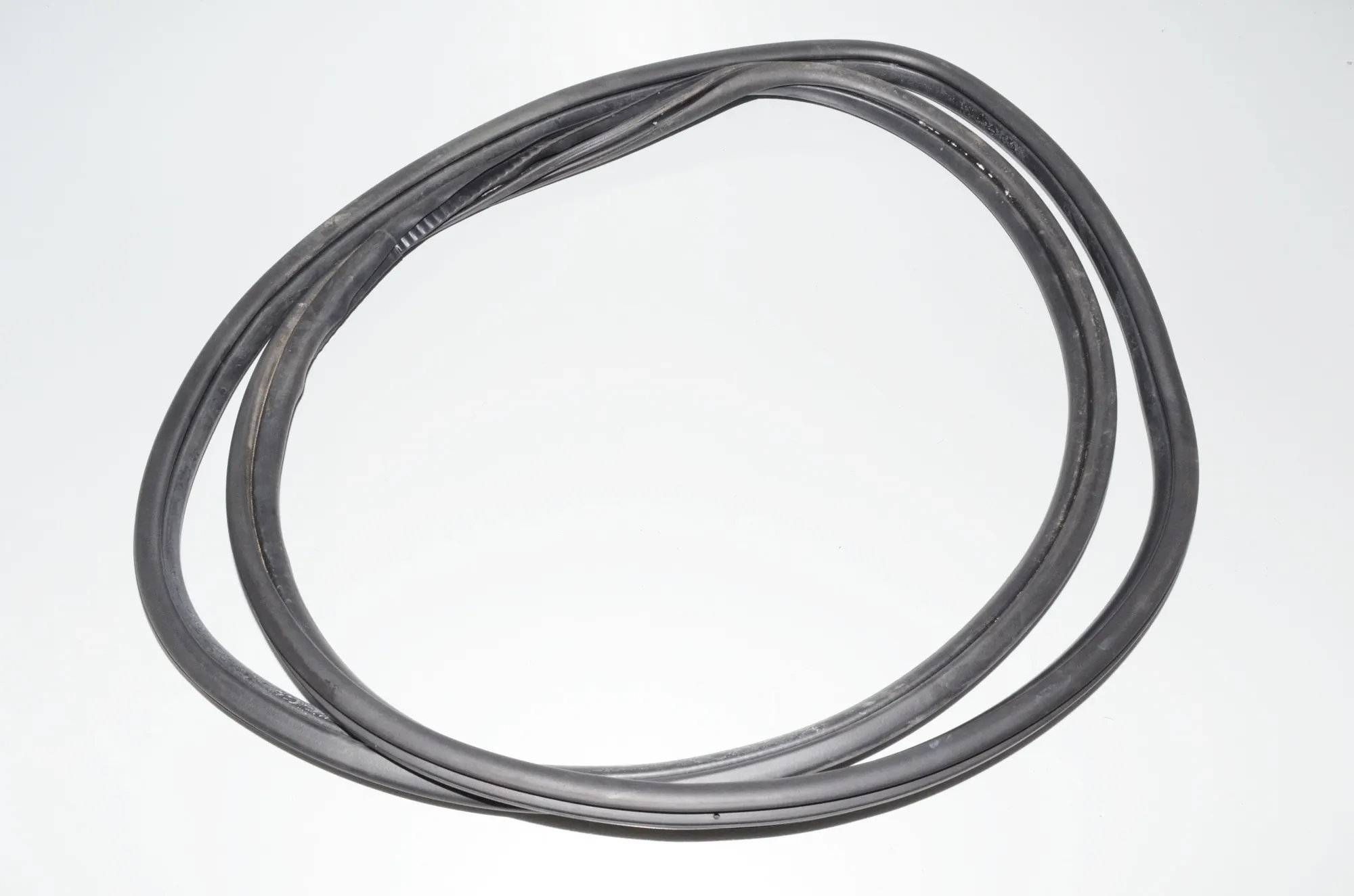 Rear Right Door Seal Rubber – OEM 51727420056 · BMW 2 Gran Tourer (F46) 218 d xDrive 2020