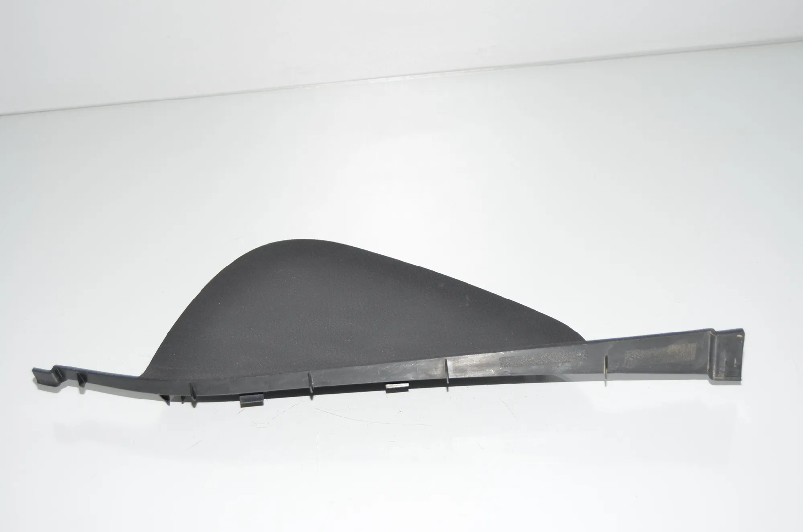 Dashboard Side Trim – OEM 9142543 · BMW 5 Gran Turismo (F07) 530 d 2009 – 2