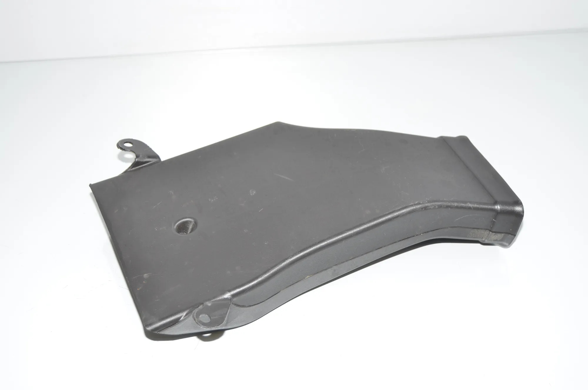 Interior Air Duct Channel – OEM 9136935 · BMW 5 Gran Turismo (F07) 530 d 2009 – 3