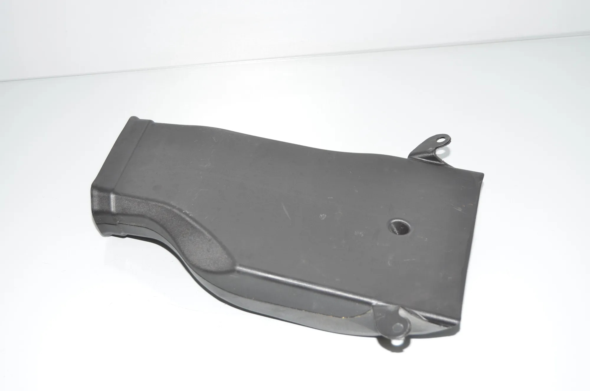 Interior Air Duct Channel – OEM 9136935 · BMW 5 Gran Turismo (F07) 530 d 2009 – 4