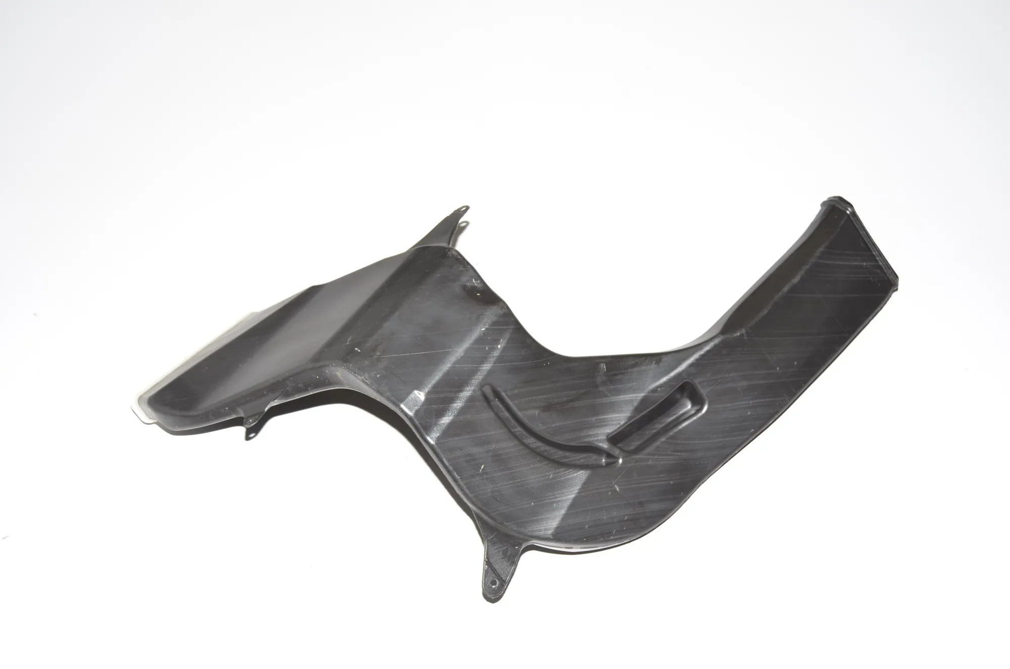 Interior Air Duct Channel – OEM 9113014 · BMW 5 Gran Turismo (F07) 530 d 2009