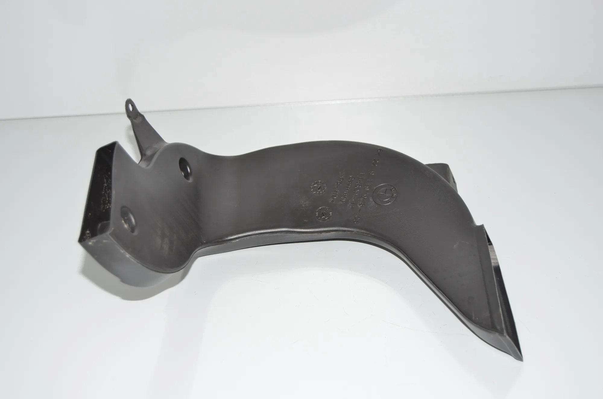 Interior Air Duct Channel – OEM 9119946 · BMW 5 Gran Turismo (F07) 530 d 2009 – 2