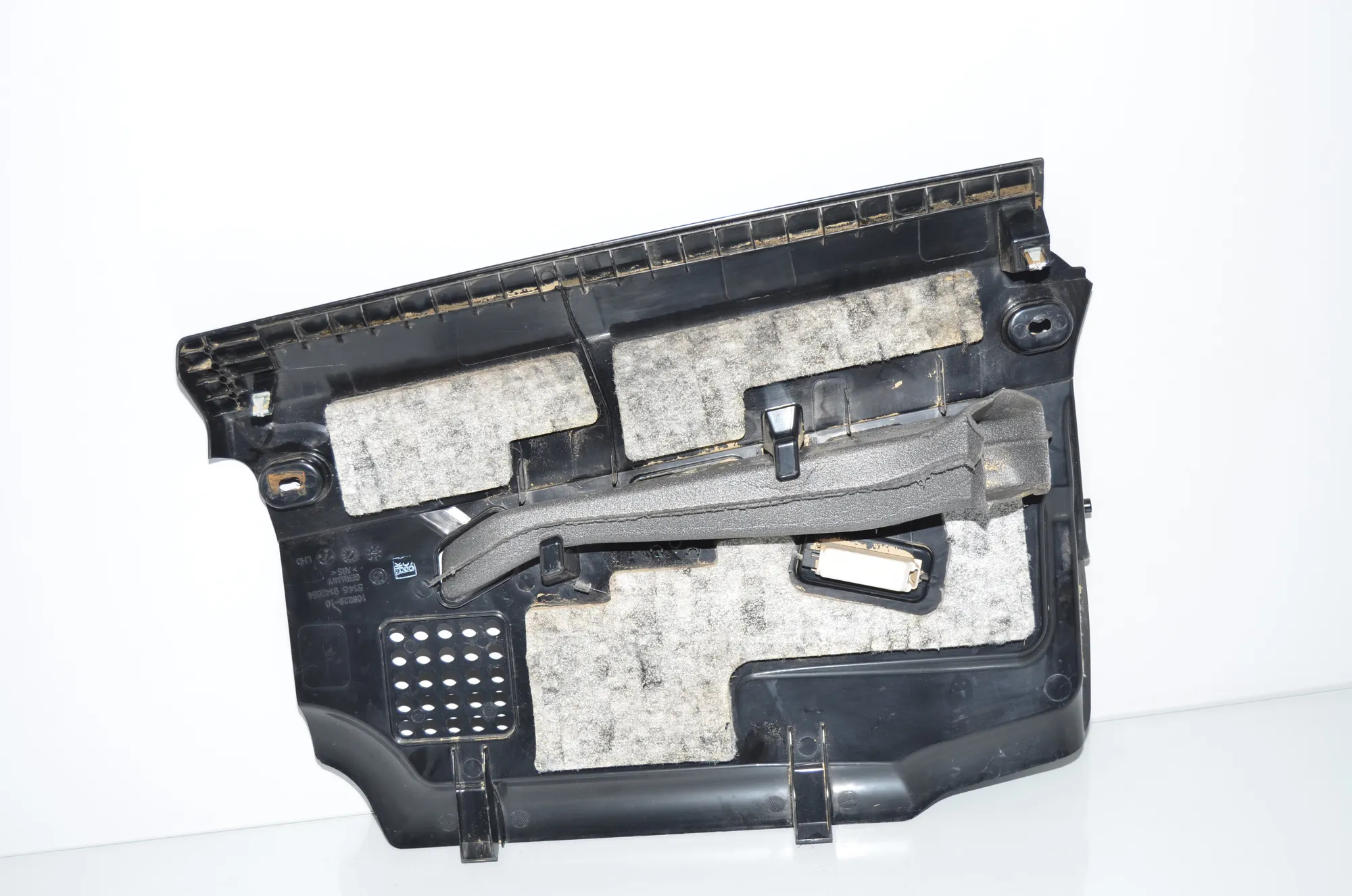 Dashboard Lower Trim – OEM 9142654 · BMW 5 Gran Turismo (F07) 530 d 2009 – 4
